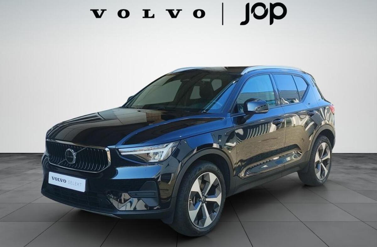 VOLVO XC40 2.0 B3 Core