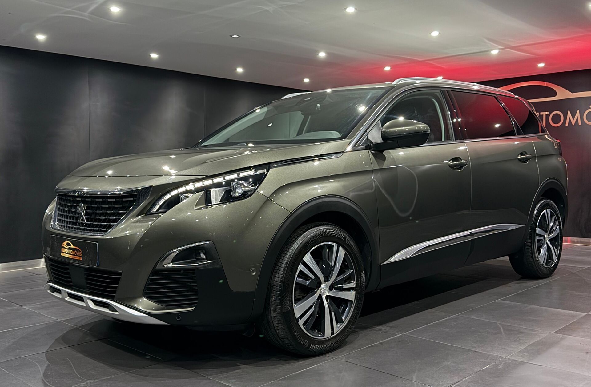 PEUGEOT 5008 1.5 BlueHDi Allure Pack EAT8