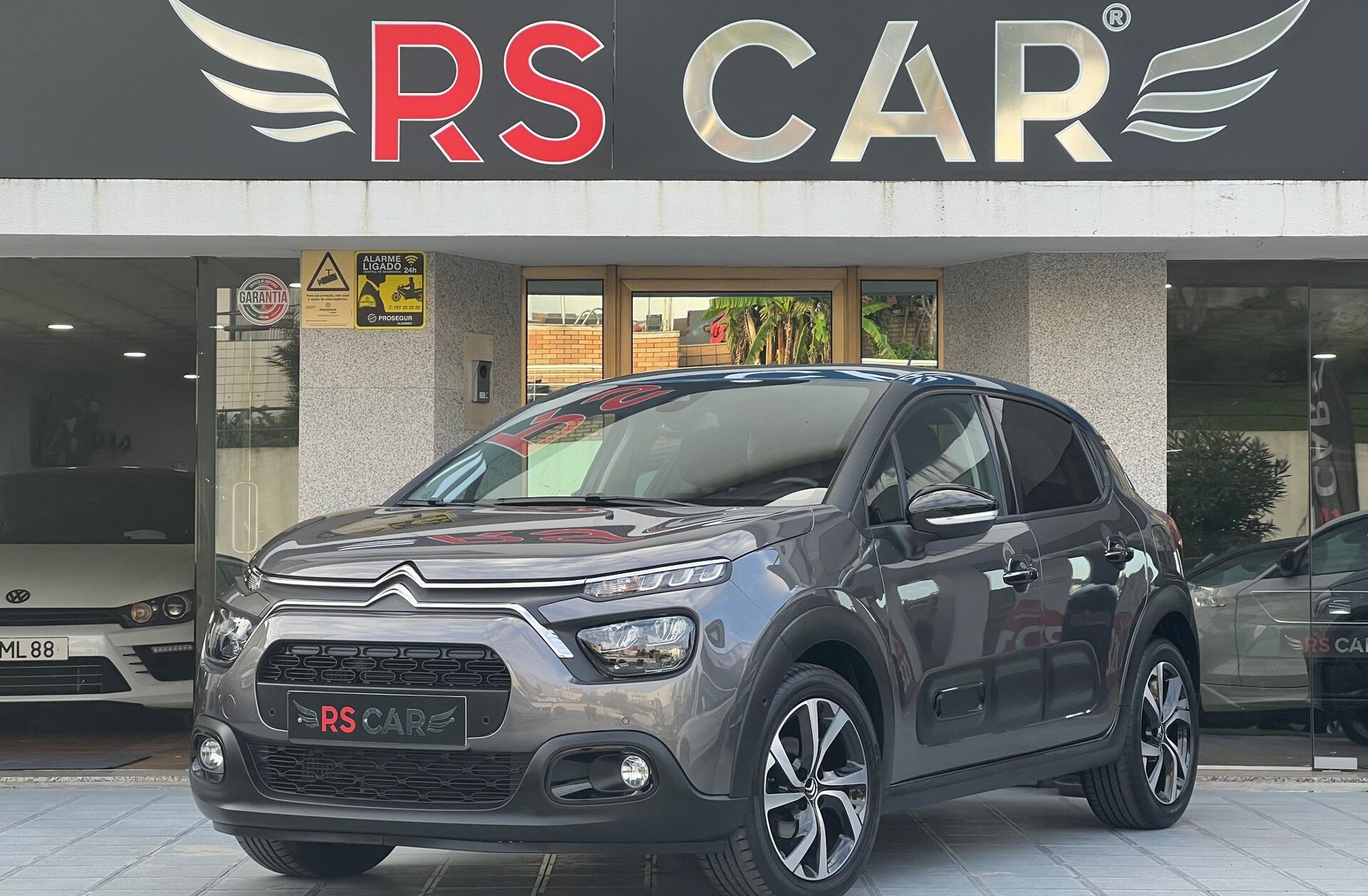 CITROEN C3 1.2 PureTech Shine Pack