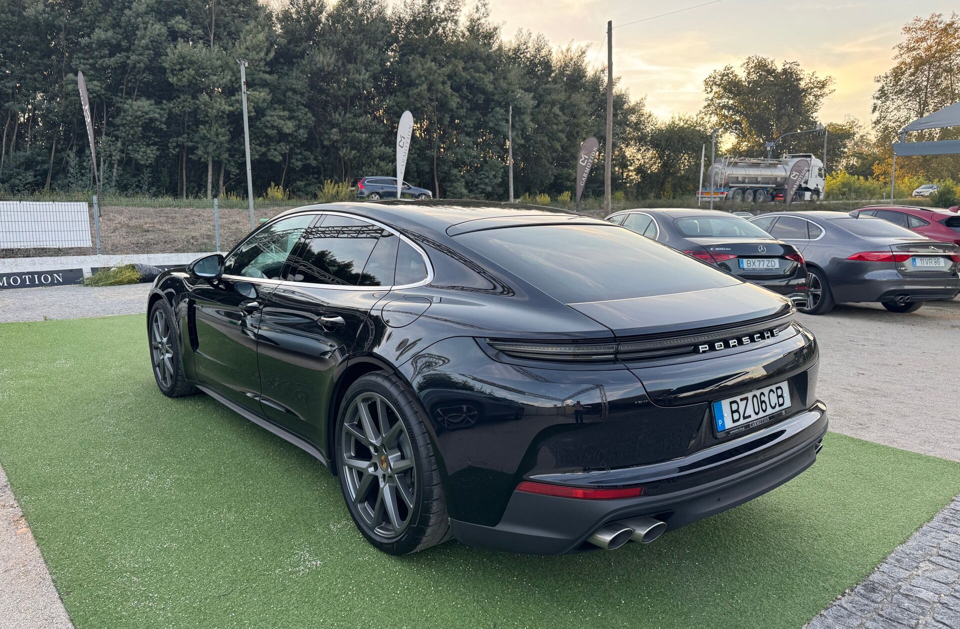 PORSCHE Panamera 4 E-Hybrid