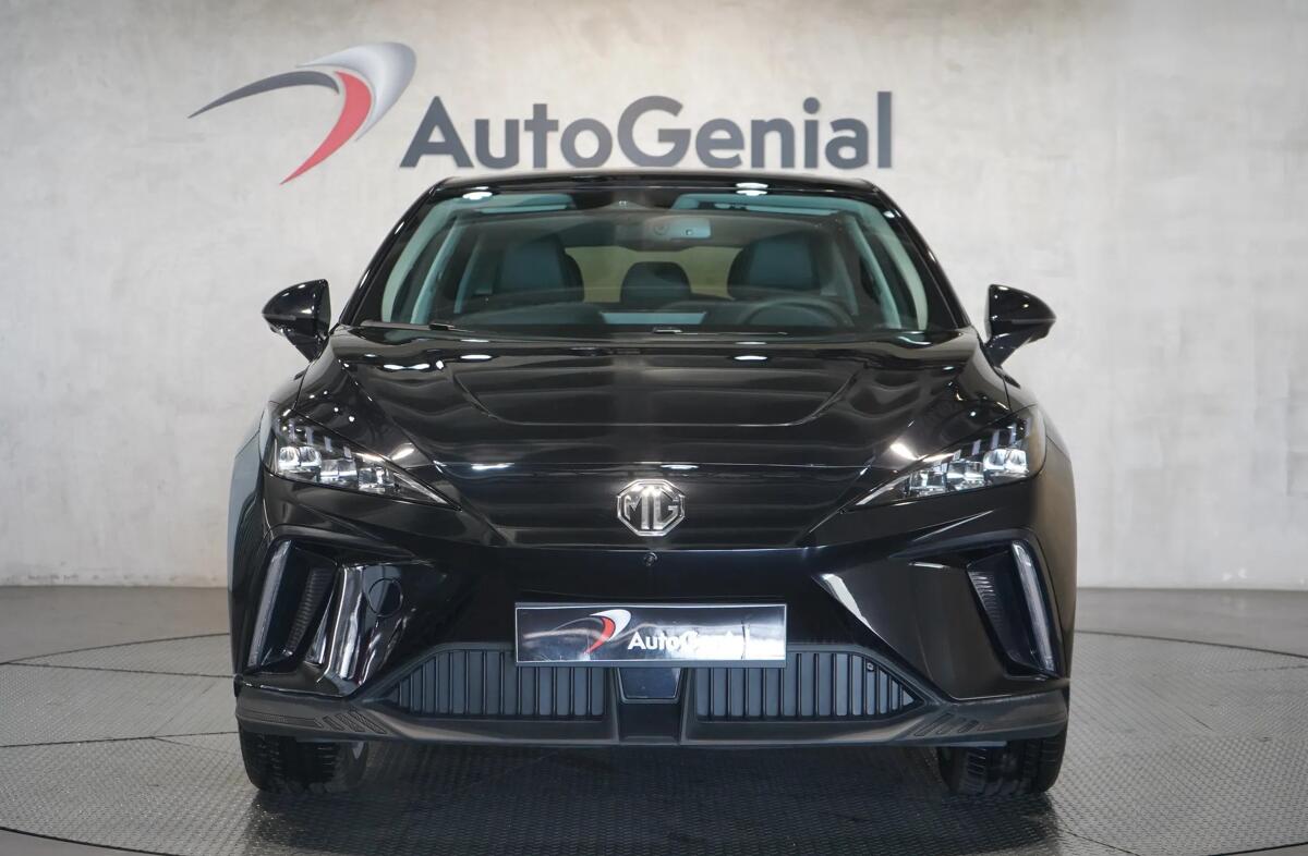 MG MG4 64 kWh Luxury