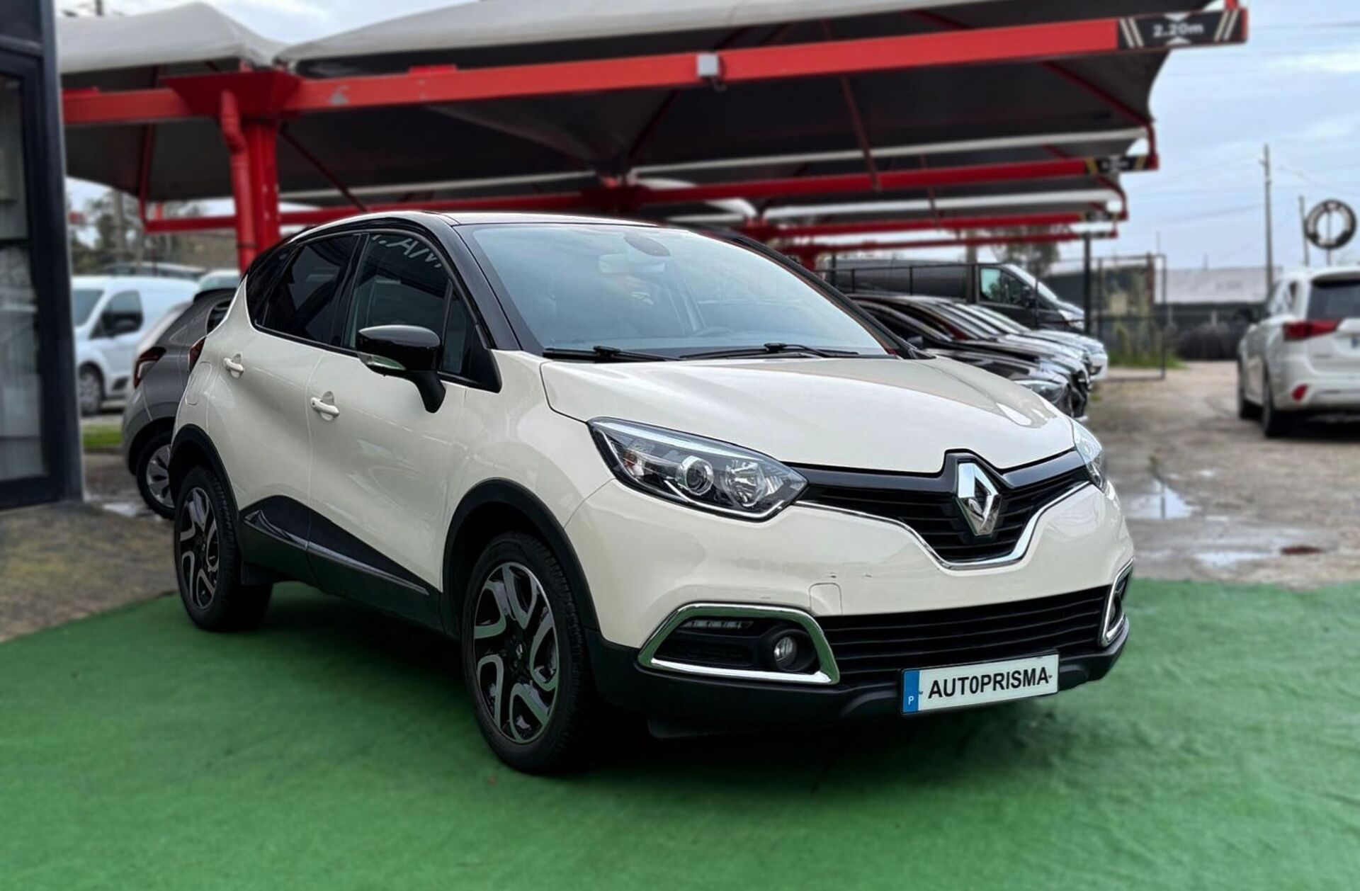 RENAULT Captur 0.9 TCE Captur