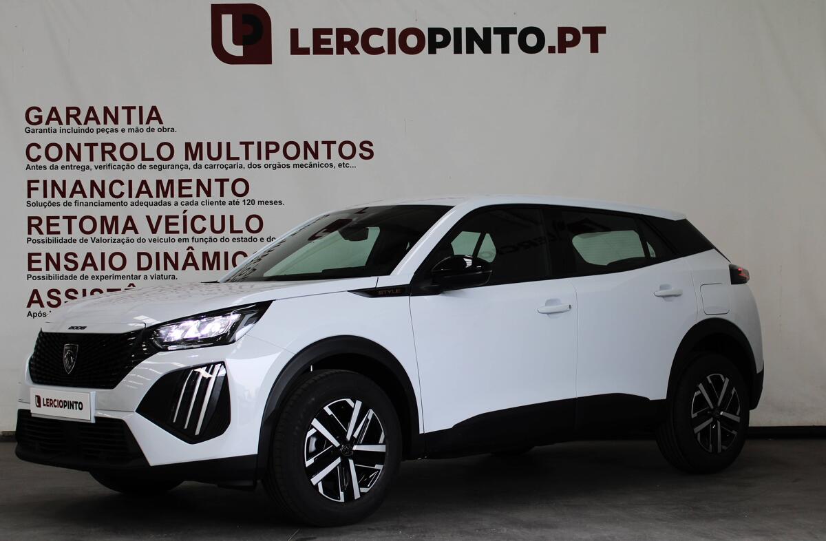PEUGEOT 2008 1.2 Style
