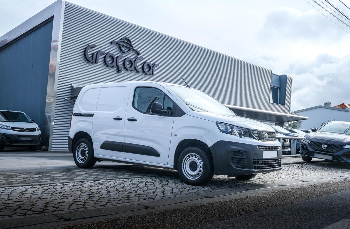 PEUGEOT Partner 1.5 BlueHDi Pro Standard