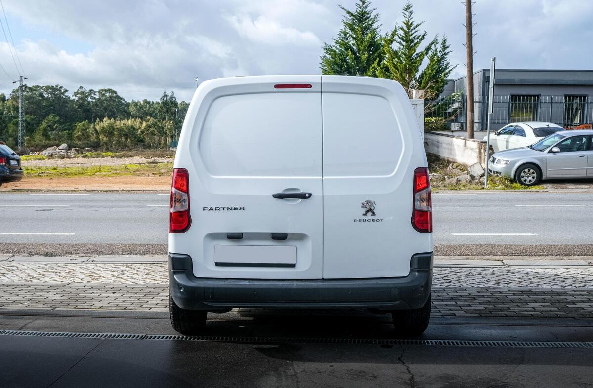PEUGEOT Partner 1.5 BlueHDi Pro Standard