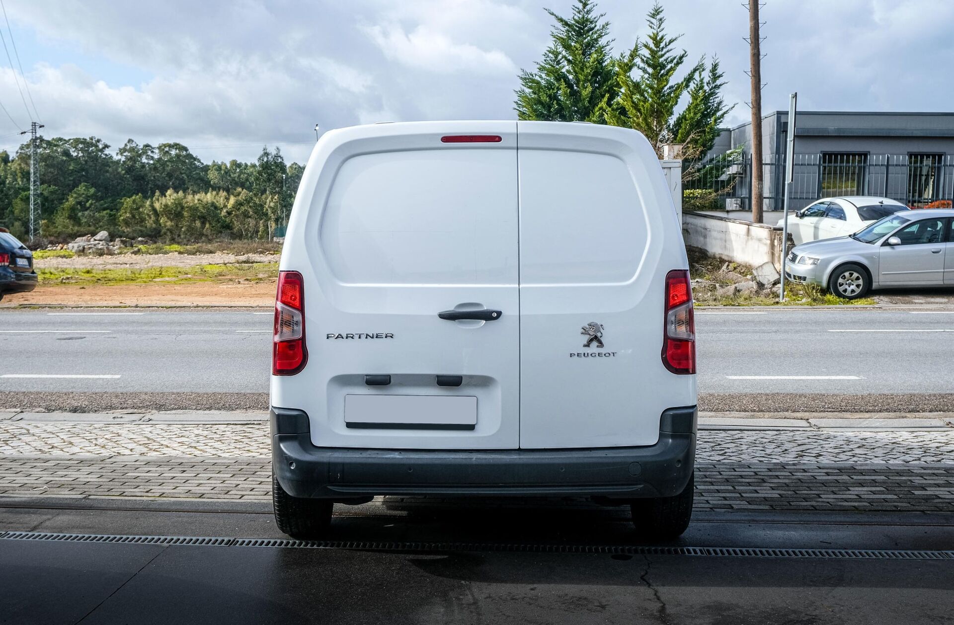 PEUGEOT Partner 1.5 BlueHDi Pro Standard