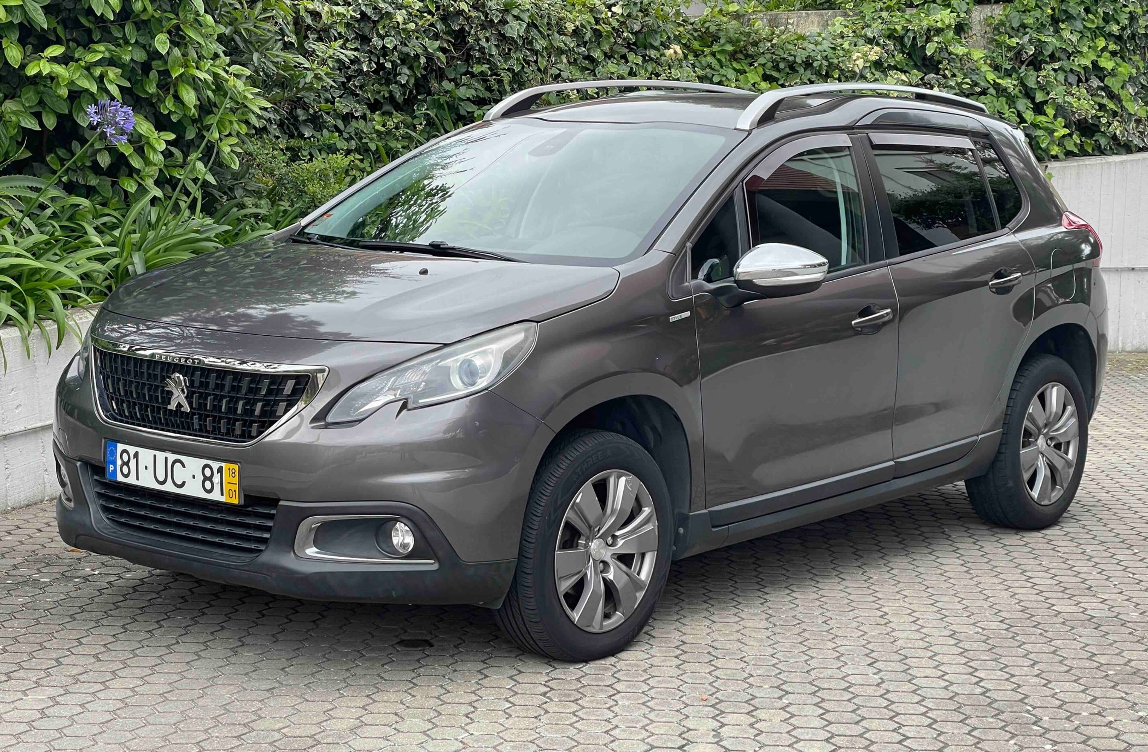 PEUGEOT 2008 1.2 PureTech Style