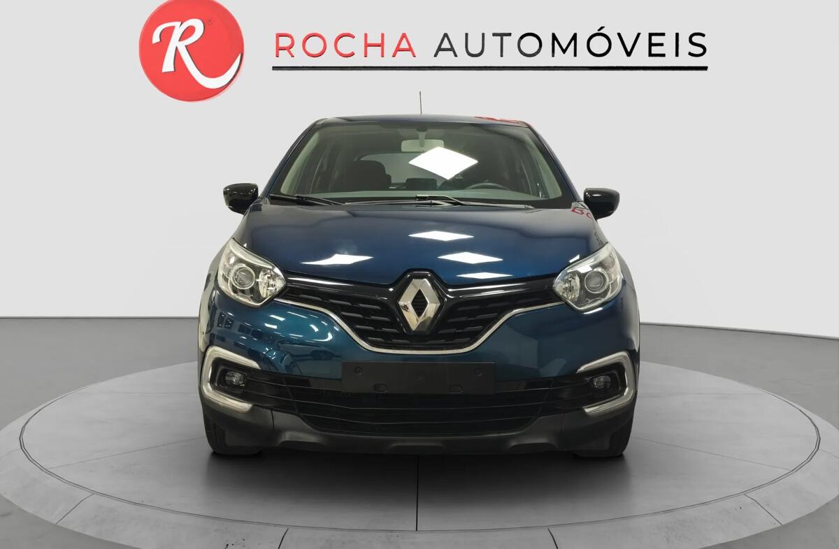 RENAULT Captur 0.9 TCe Exclusive