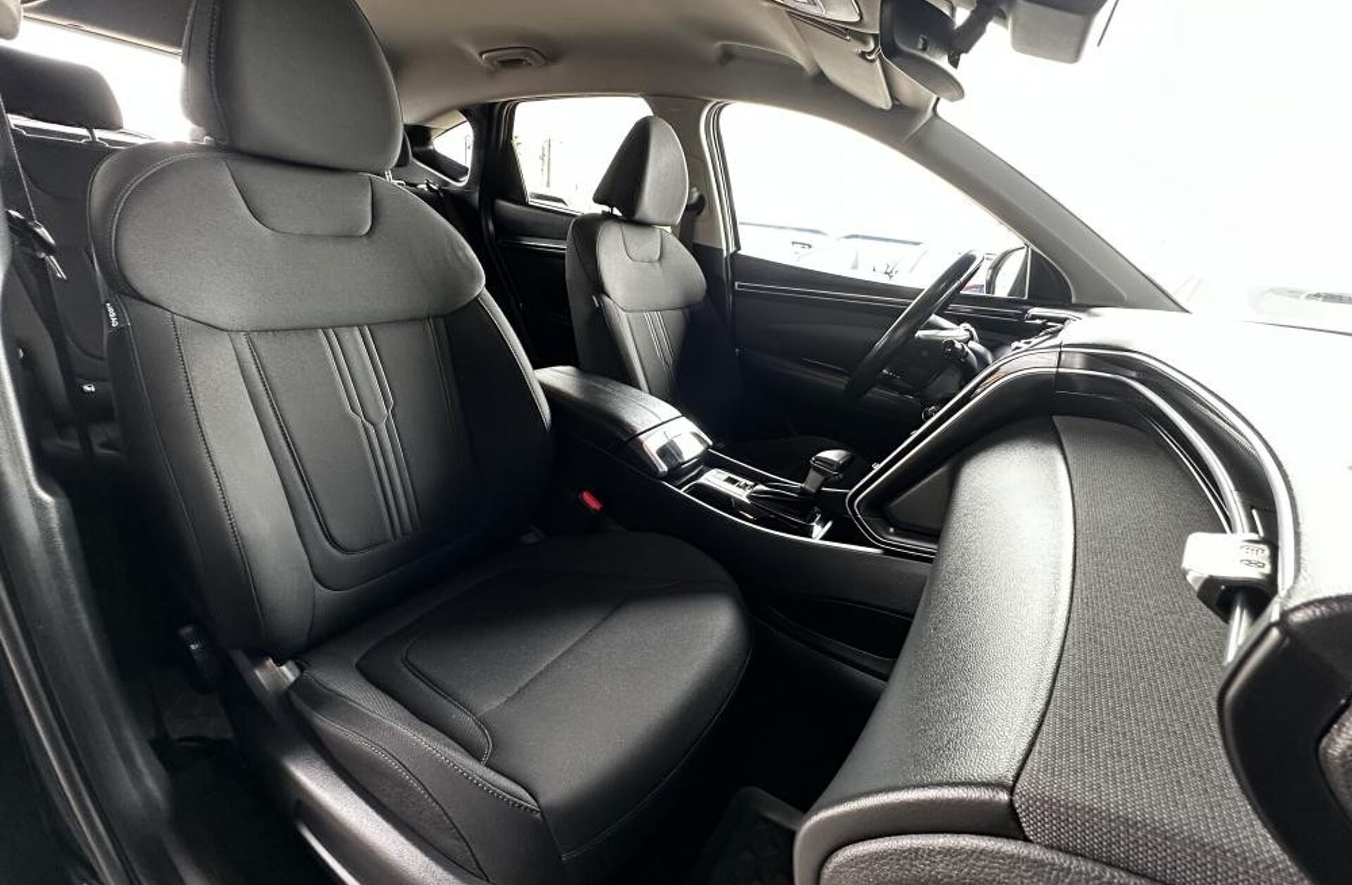 HYUNDAI Tucson 1.6 CRDi Vanguard DCT