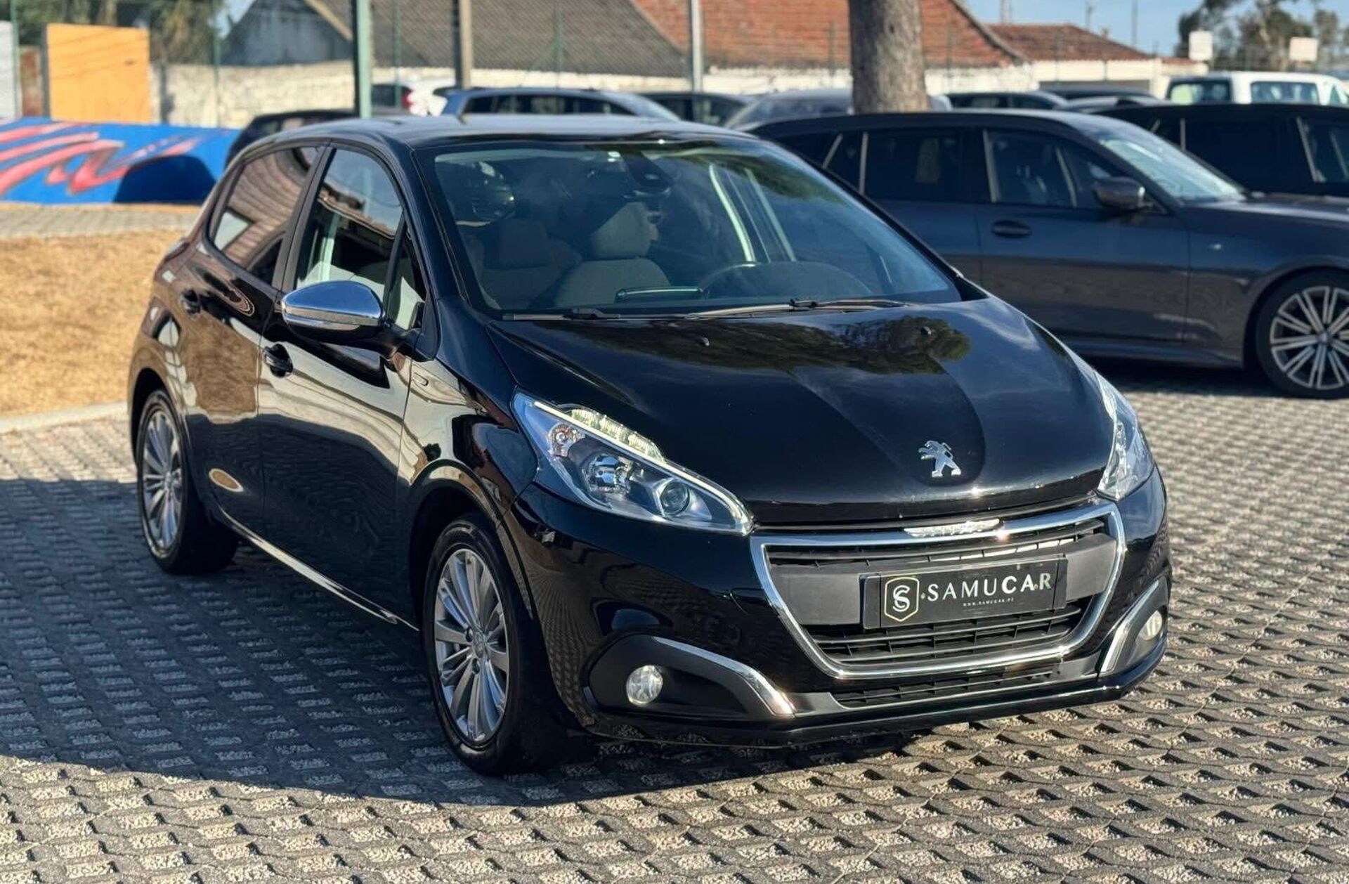 PEUGEOT 208 1.2 PureTech Style
