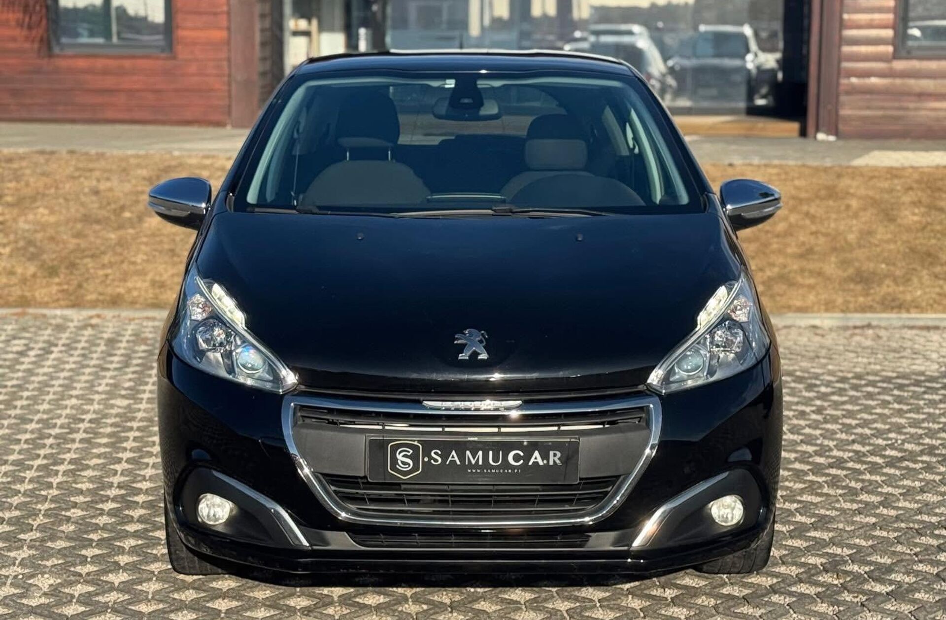 PEUGEOT 208 1.2 PureTech Style