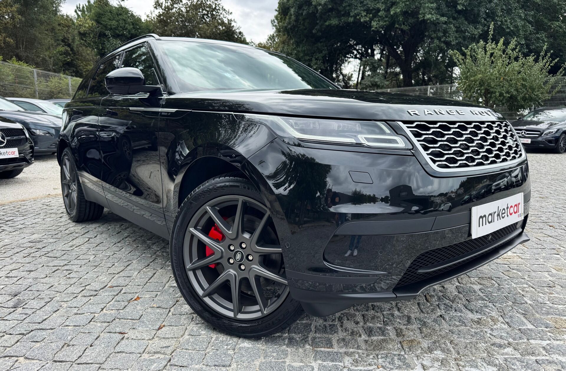 LAND ROVER Range Rover Velar 2.0 P400e AWD