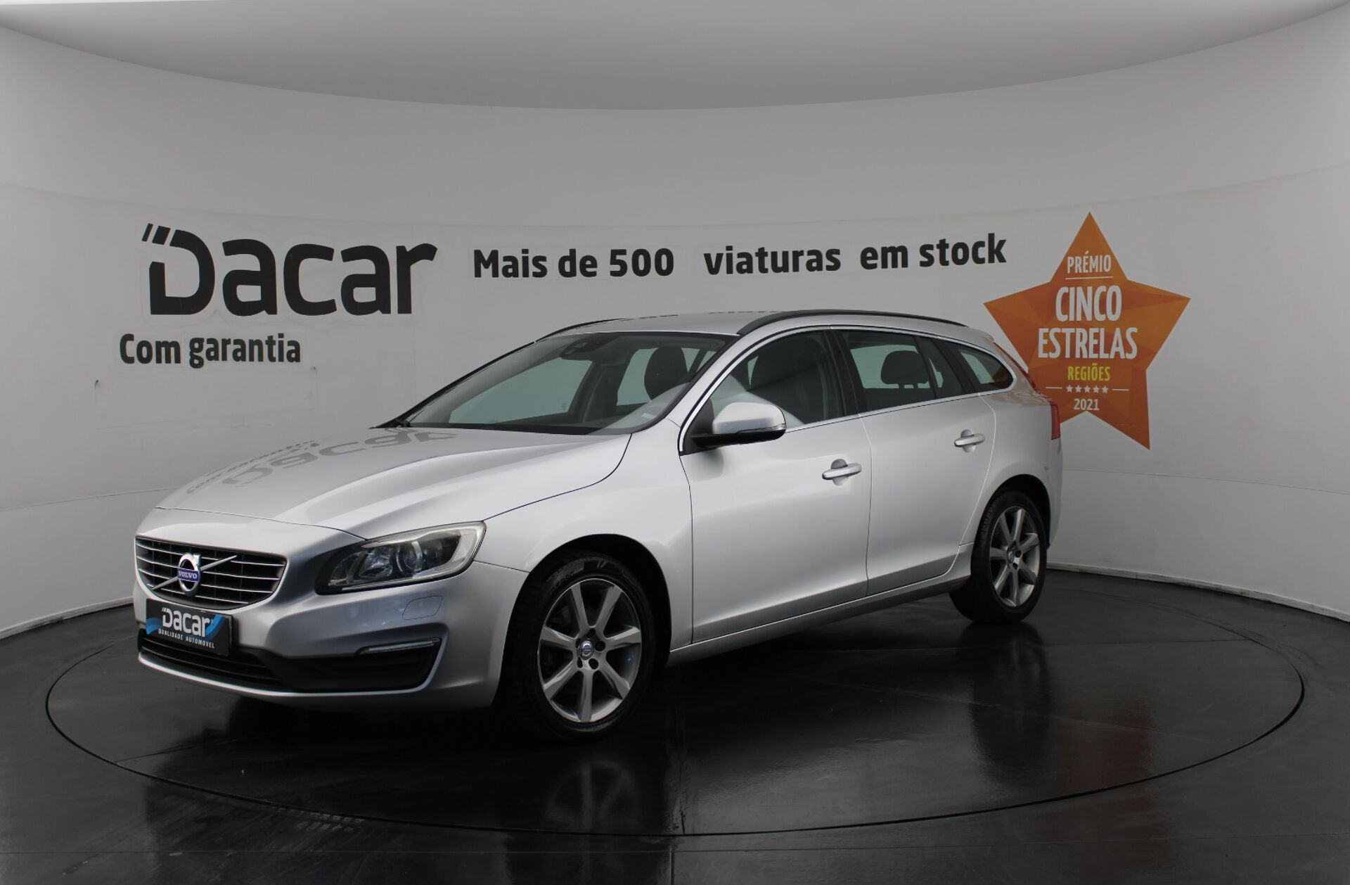 VOLVO V60 2.0 D3 Momentum