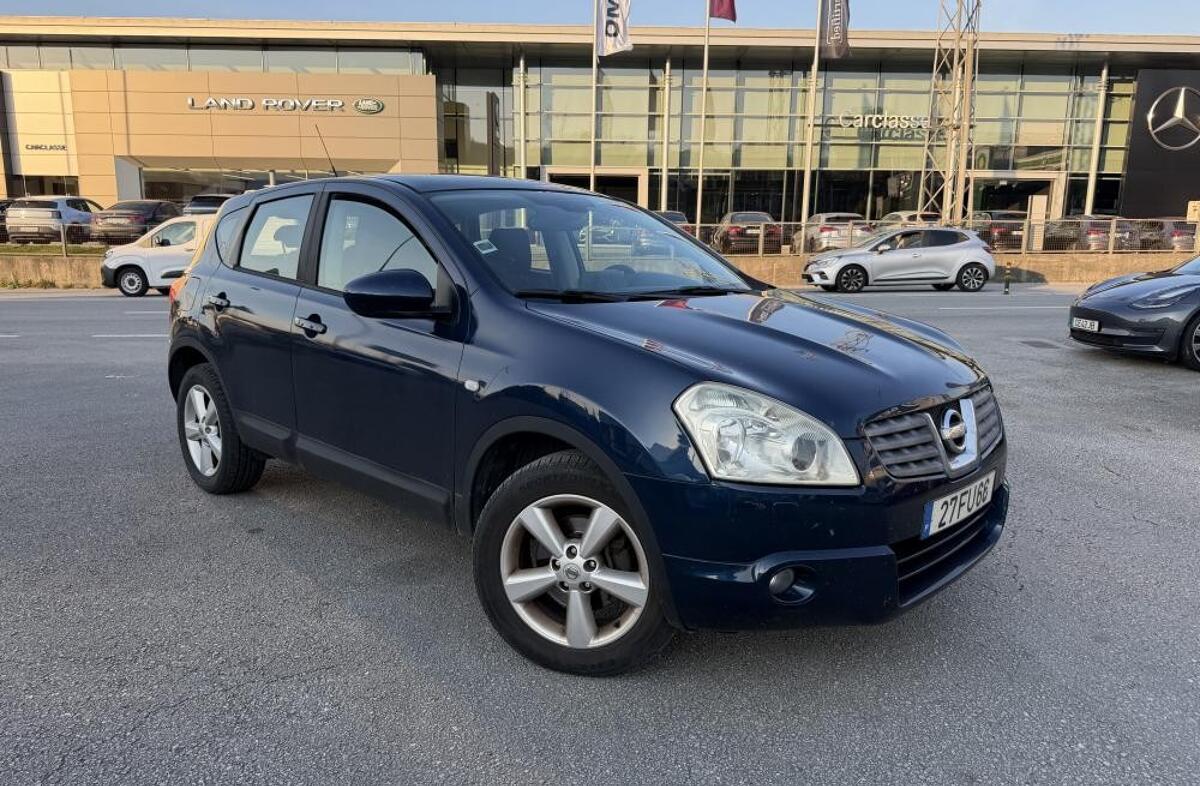 NISSAN Qashqai 1.5 dCi Tekna Sport 17