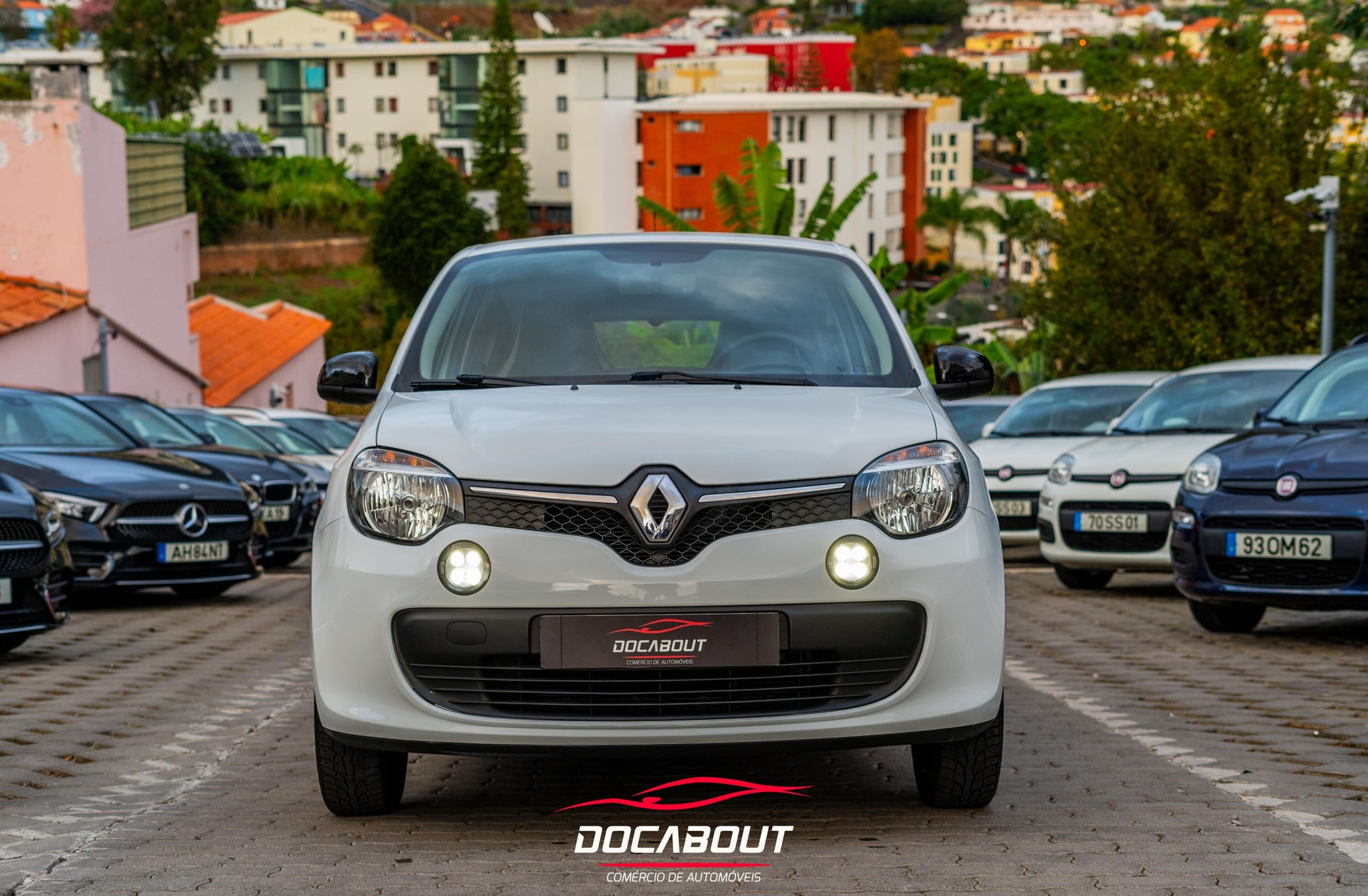 RENAULT Twingo 1.0 SCe Limited
