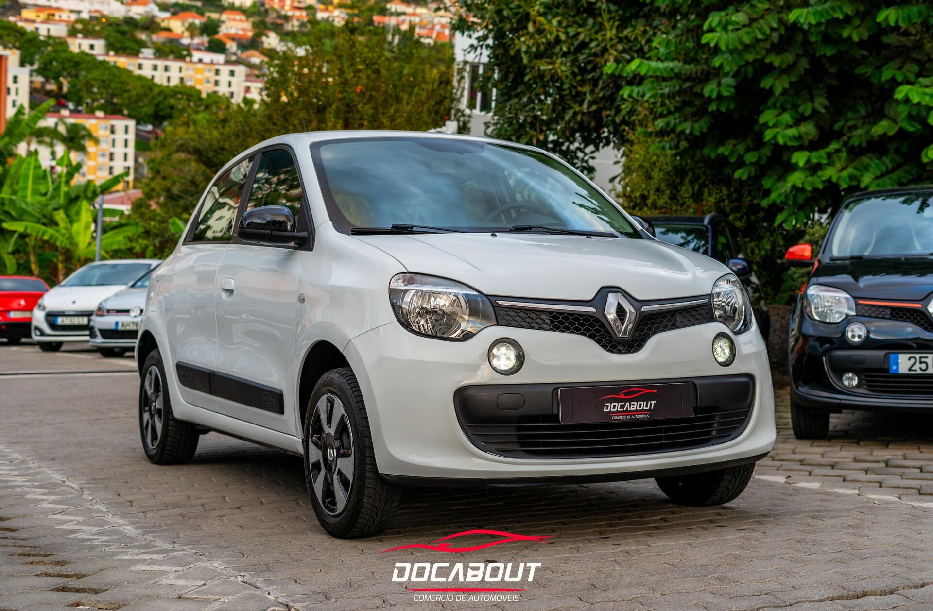 RENAULT Twingo 1.0 SCe Limited