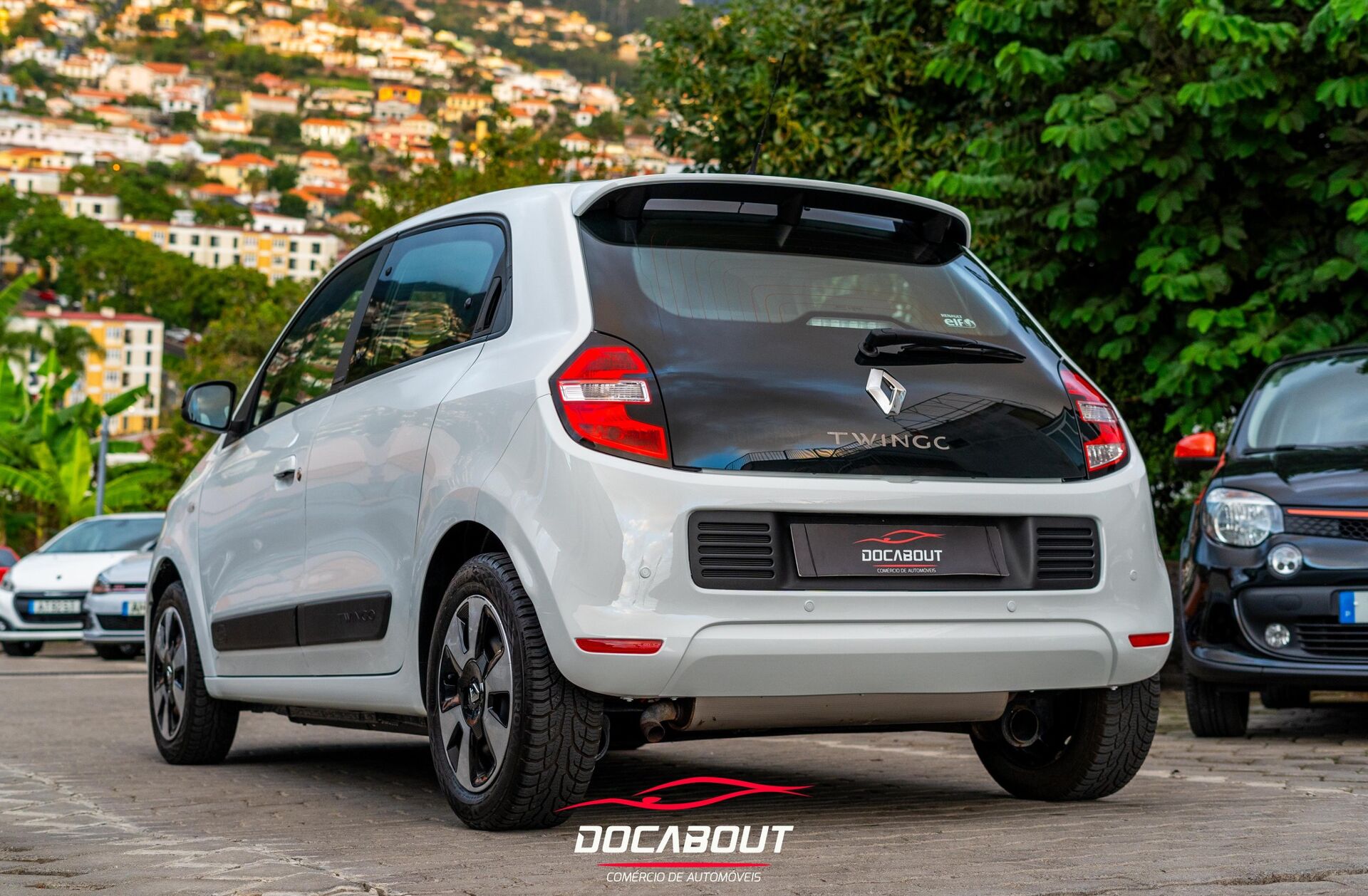 RENAULT Twingo 1.0 SCe Limited