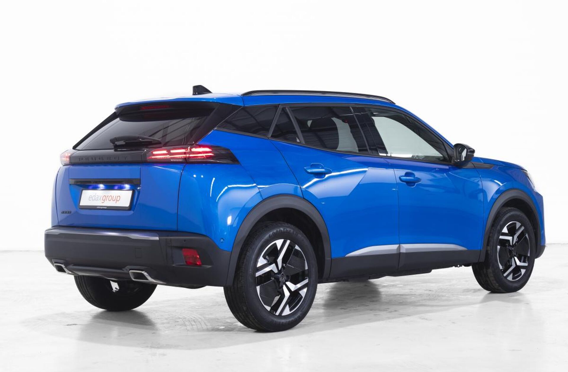 PEUGEOT 2008 1.2 PureTech Allure EAT8