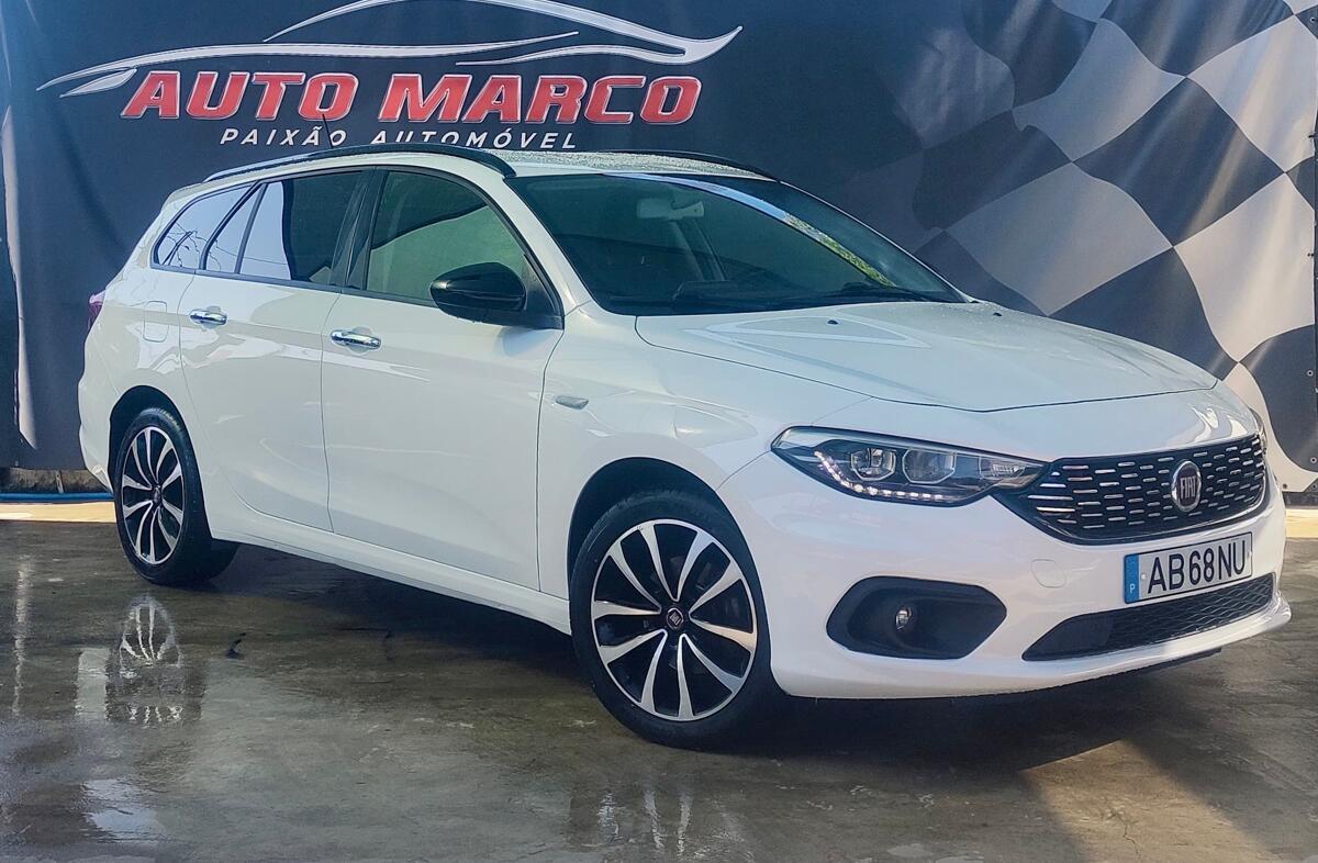 FIAT Tipo 1.3 M-Jet Lounge