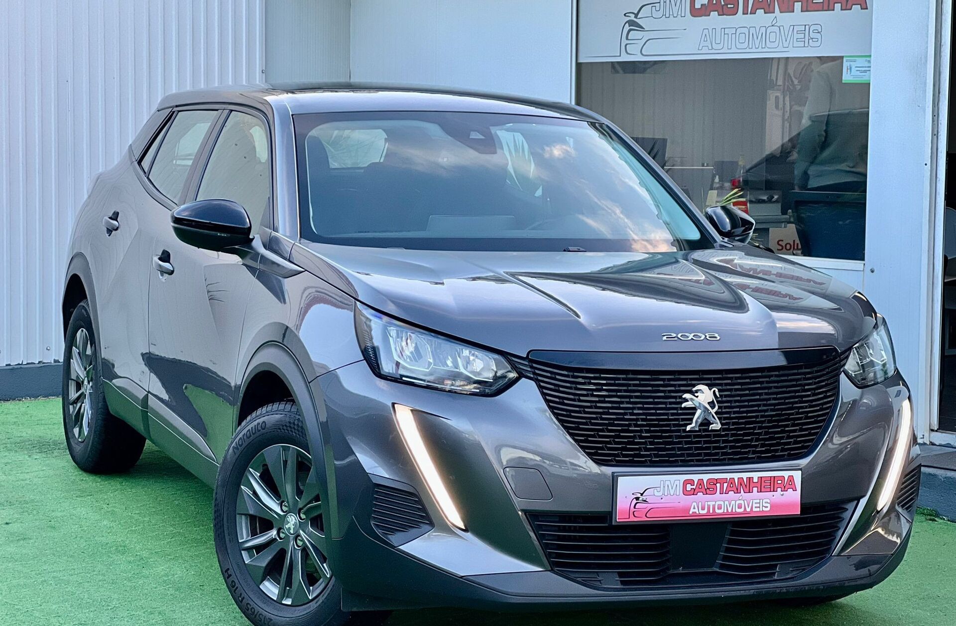 PEUGEOT 2008 1.2 PureTech GT Pack EAT8