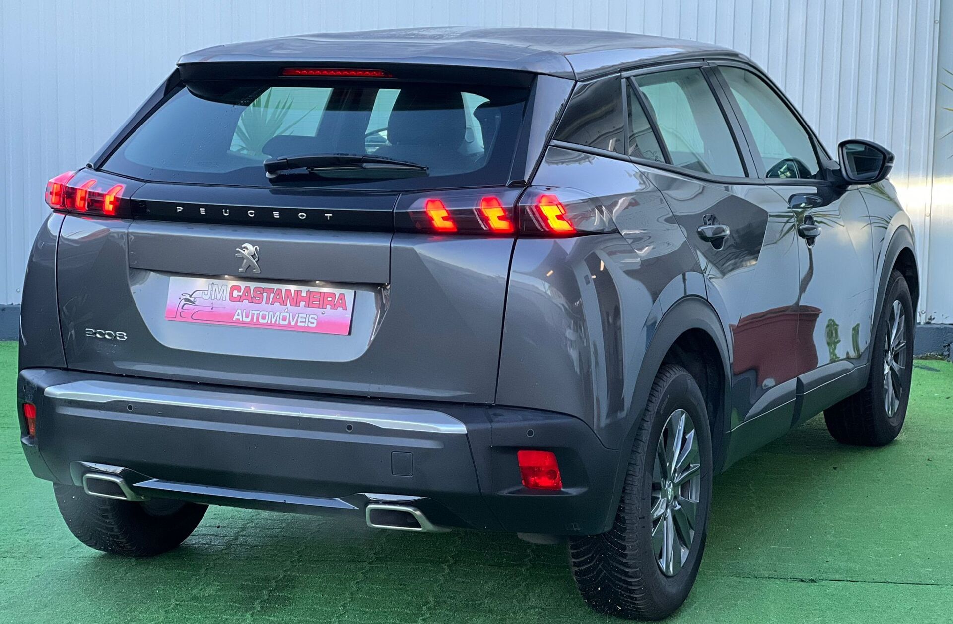 PEUGEOT 2008 1.2 PureTech GT Pack EAT8