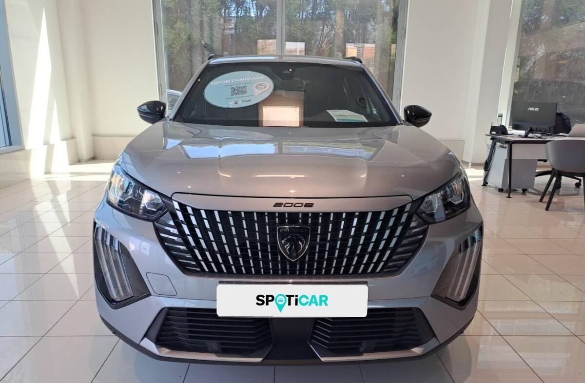 PEUGEOT 2008 1.2 Hybrid Allure e-DCS6