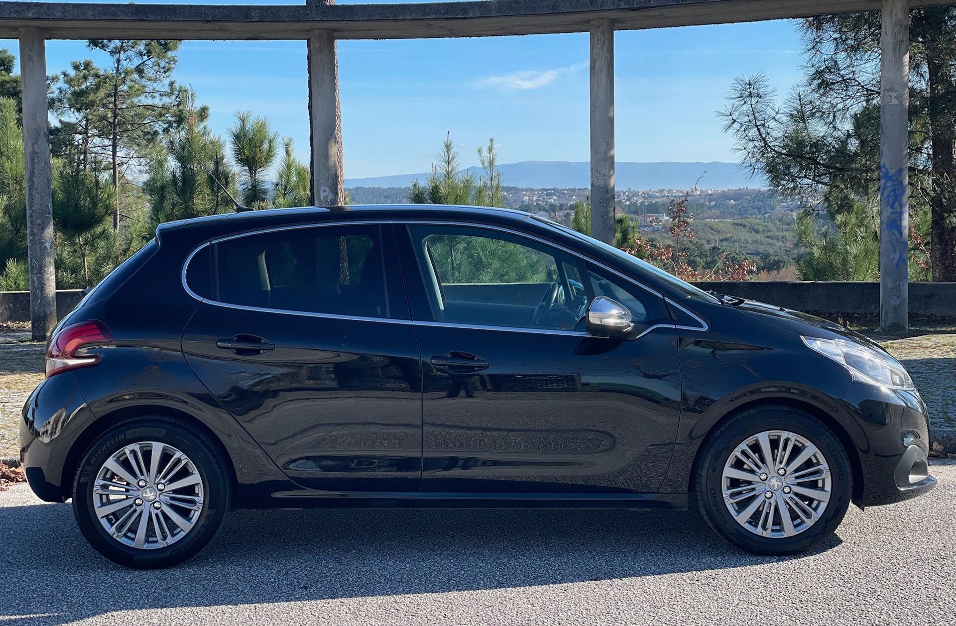 PEUGEOT 208 1.6 BlueHDi Style