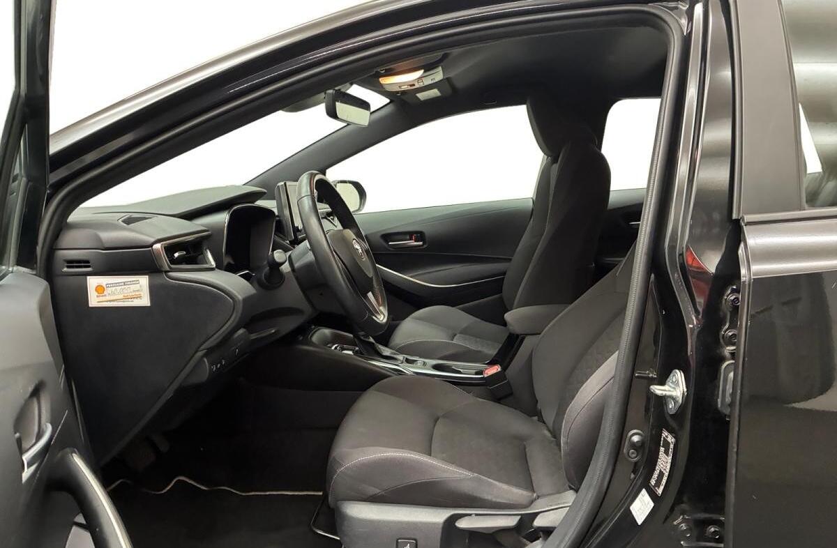 TOYOTA Corolla 1.8 Hybrid Active