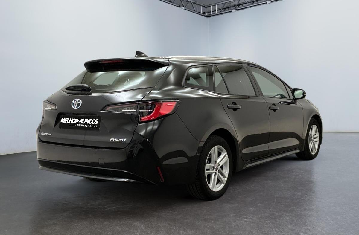 TOYOTA Corolla 1.8 Hybrid Active