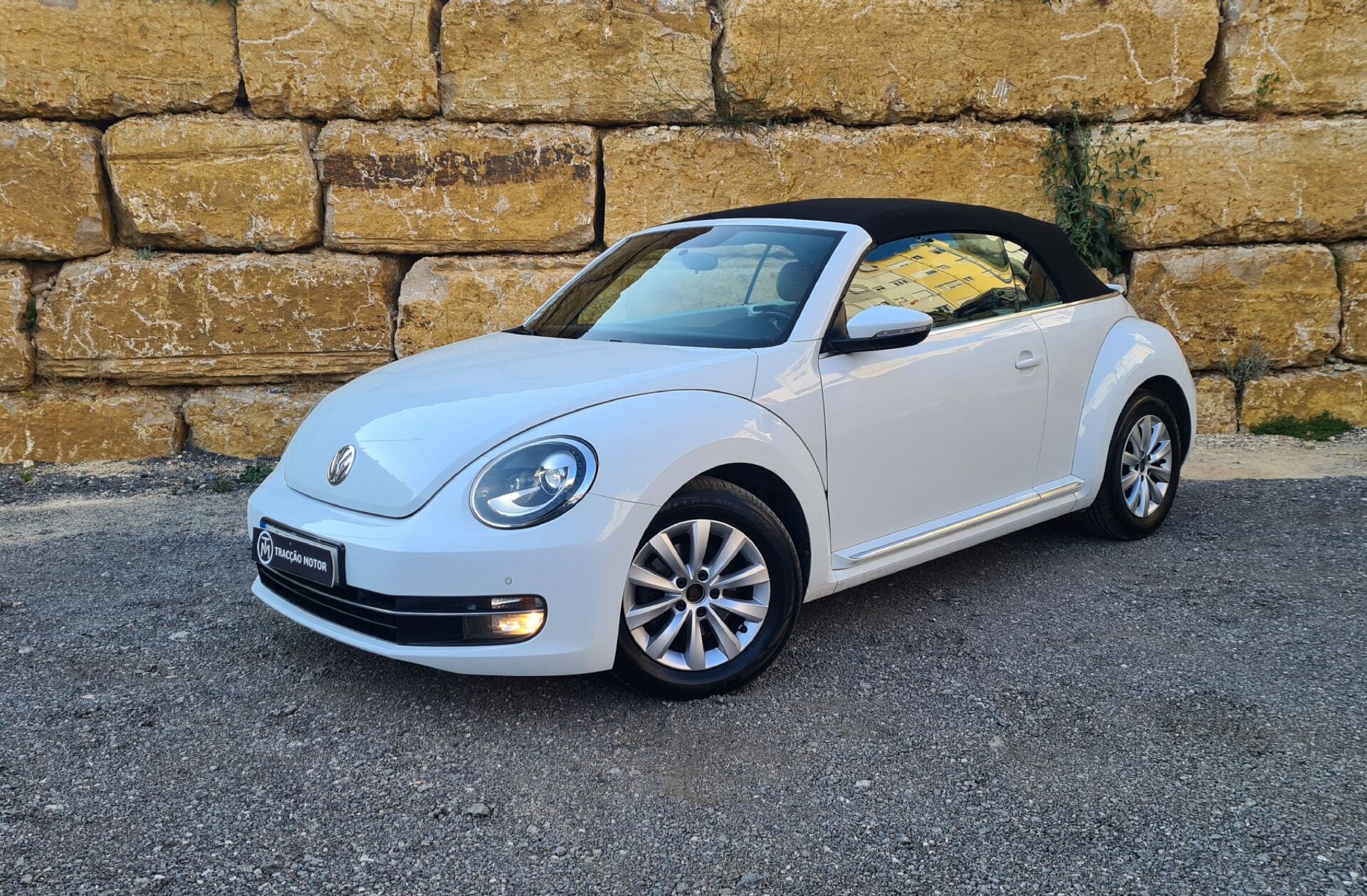 VOLKSWAGEN Beetle 1.6 TDi Design
