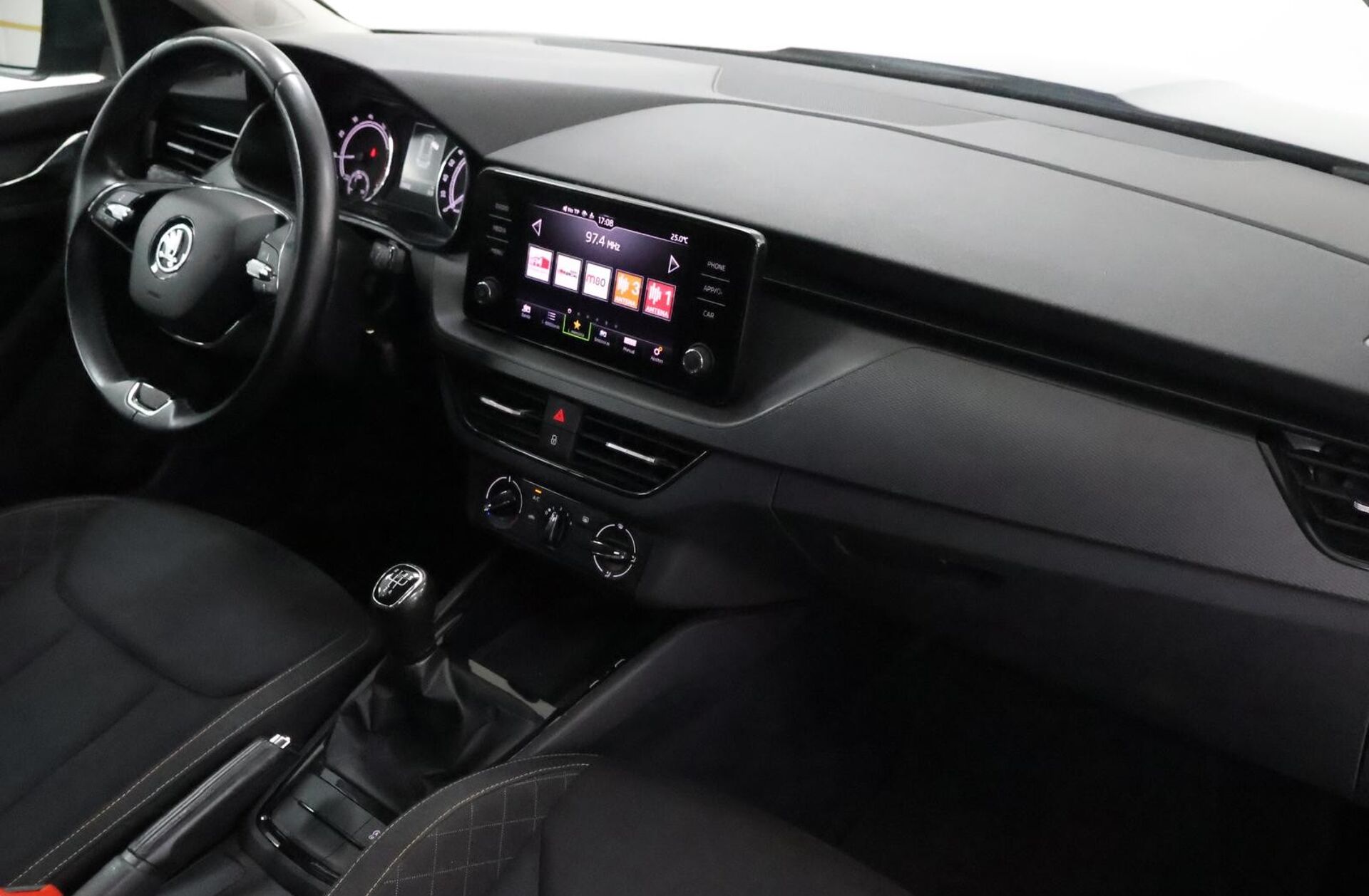 SKODA Kamiq 1.0 TSI Ambition