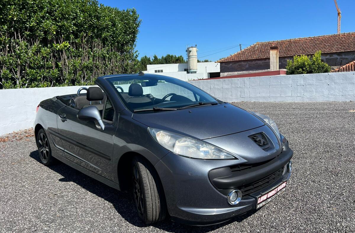 PEUGEOT 207 CC 1.6 HDi FAP Sport