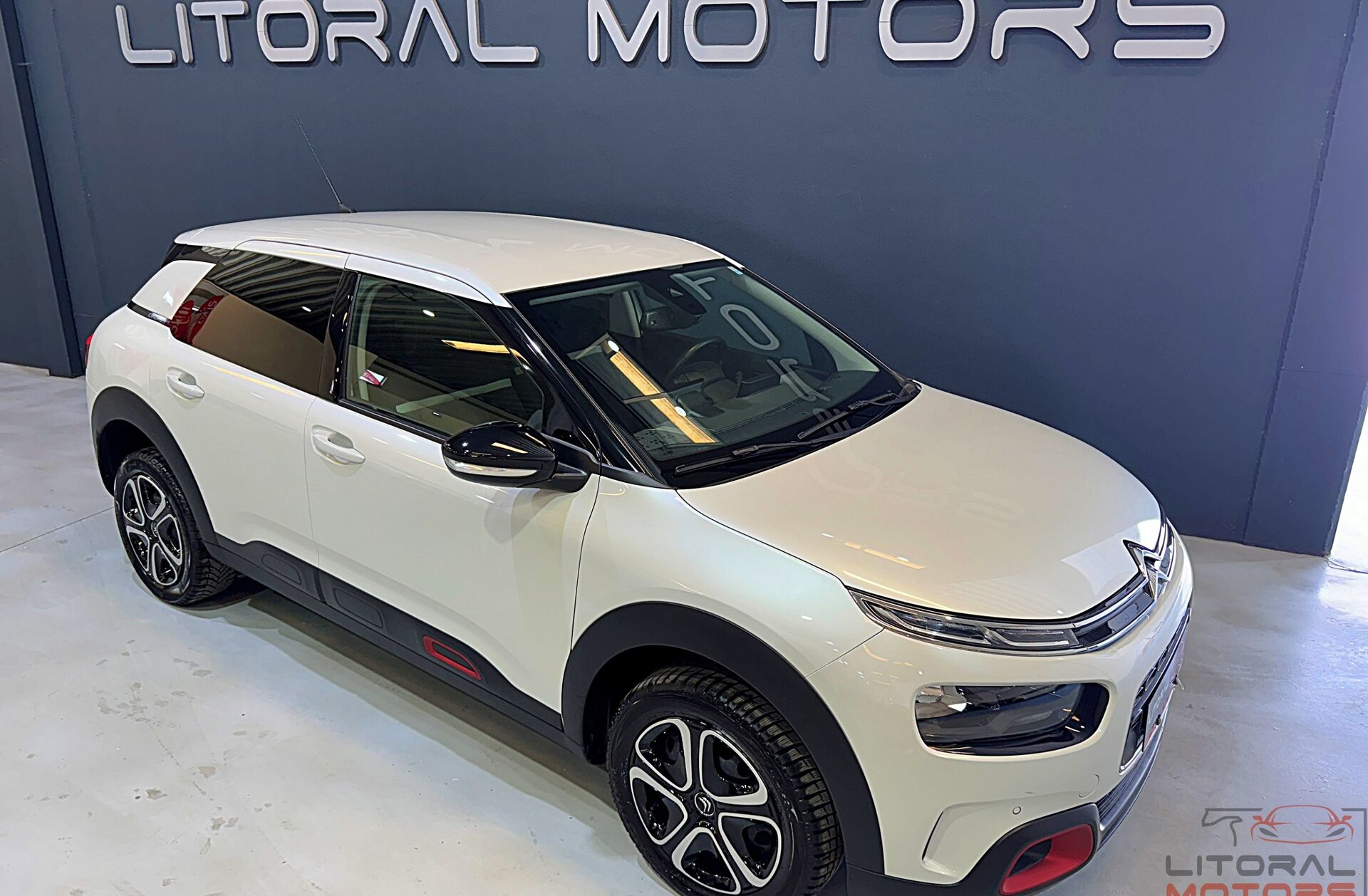 CITROEN C4 Cactus 1.2 PureTech Shine EAT6