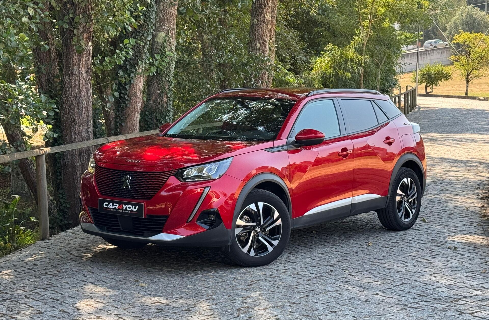 PEUGEOT 2008 e- 50 kWh GT