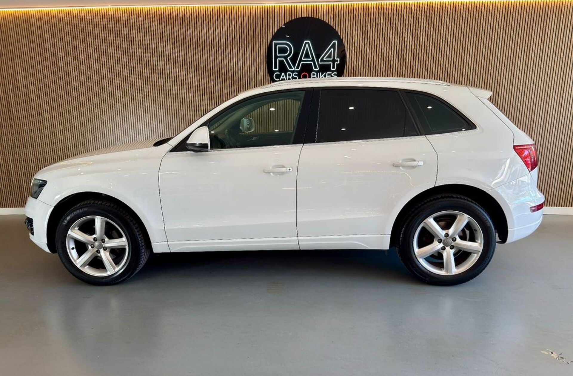 AUDI Q5 2.0 TFSi S-tronic