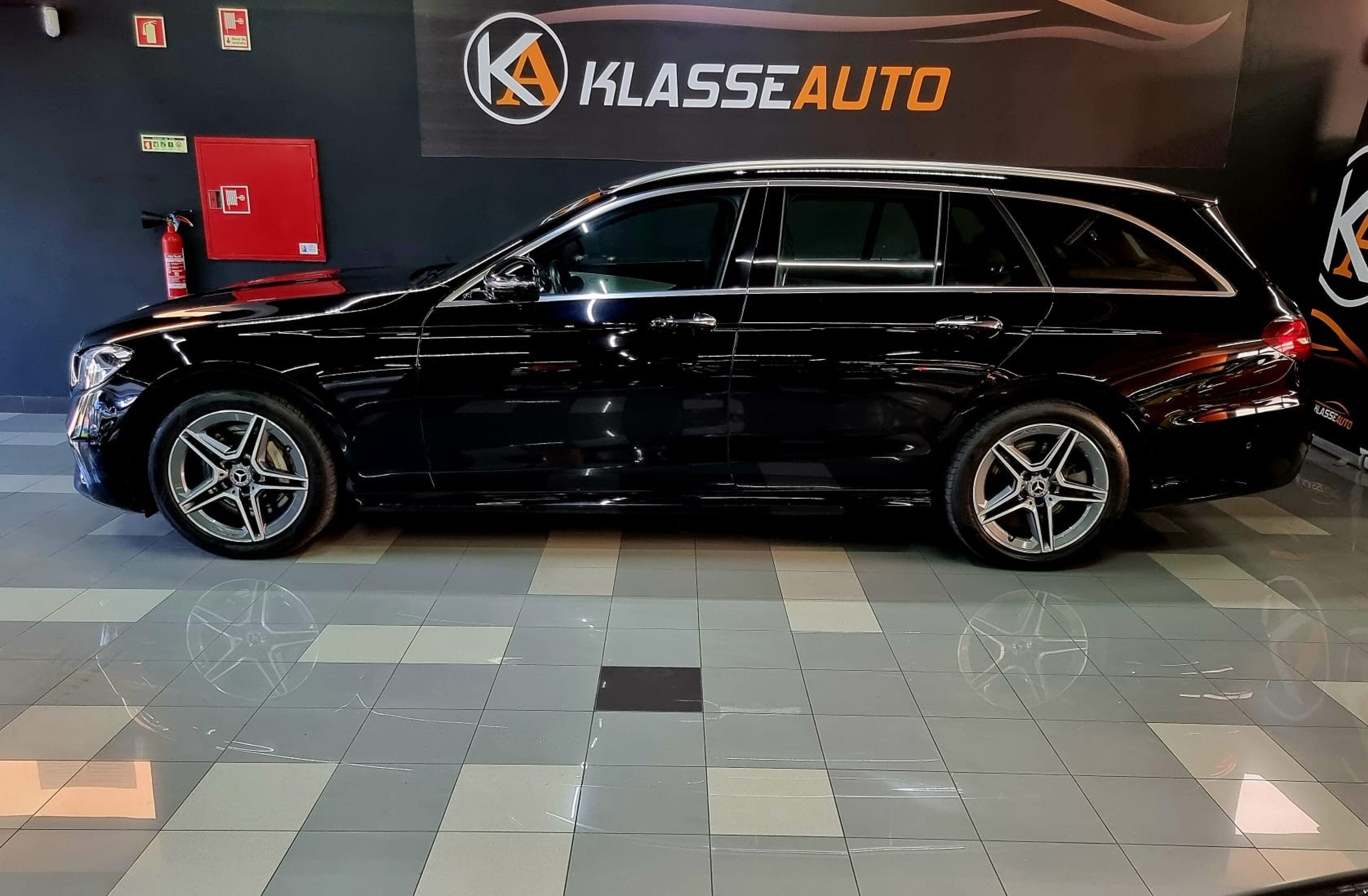 MERCEDES Classe E E 300 de AMG Line