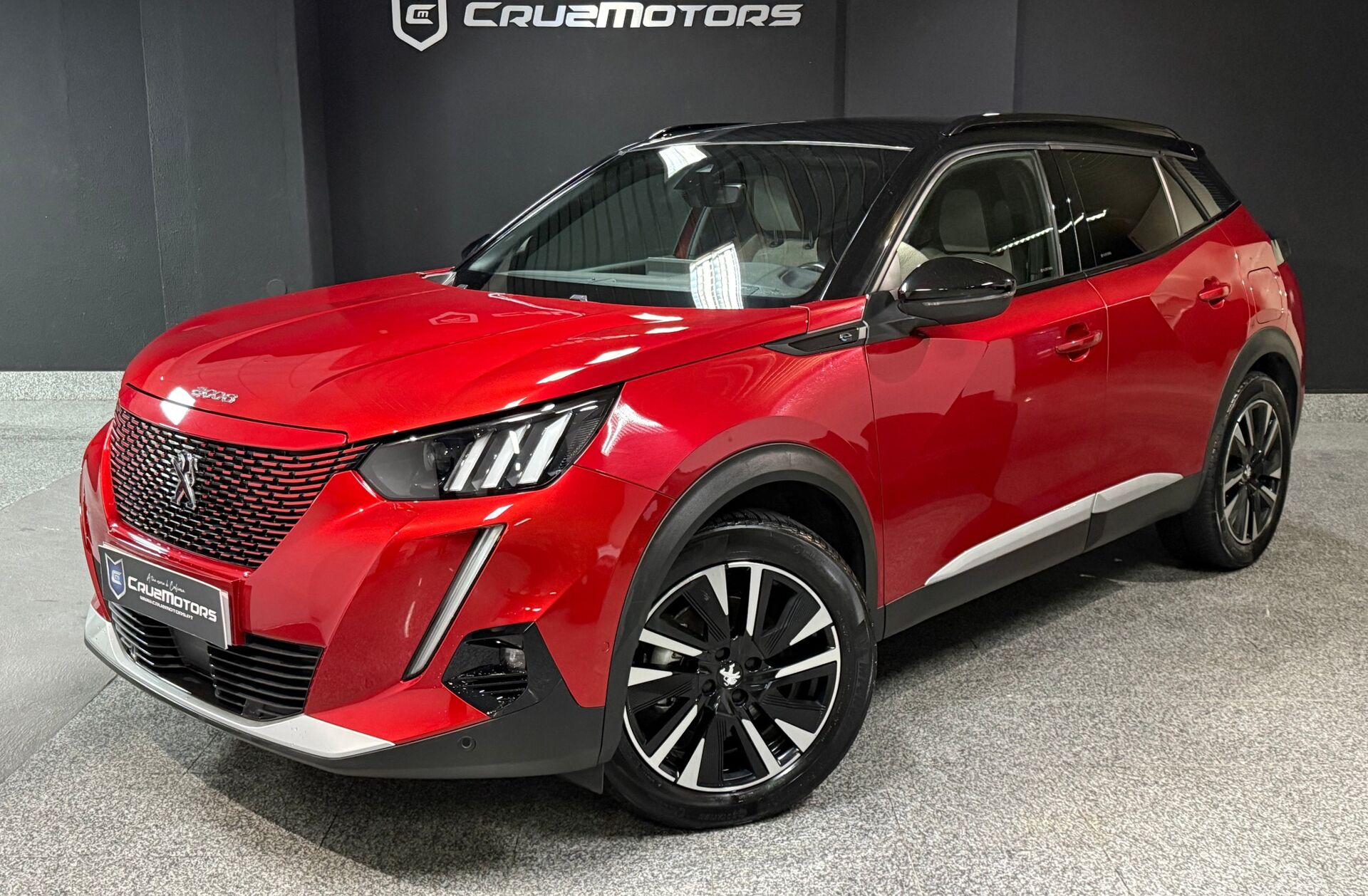 PEUGEOT 2008 50 kWh GT