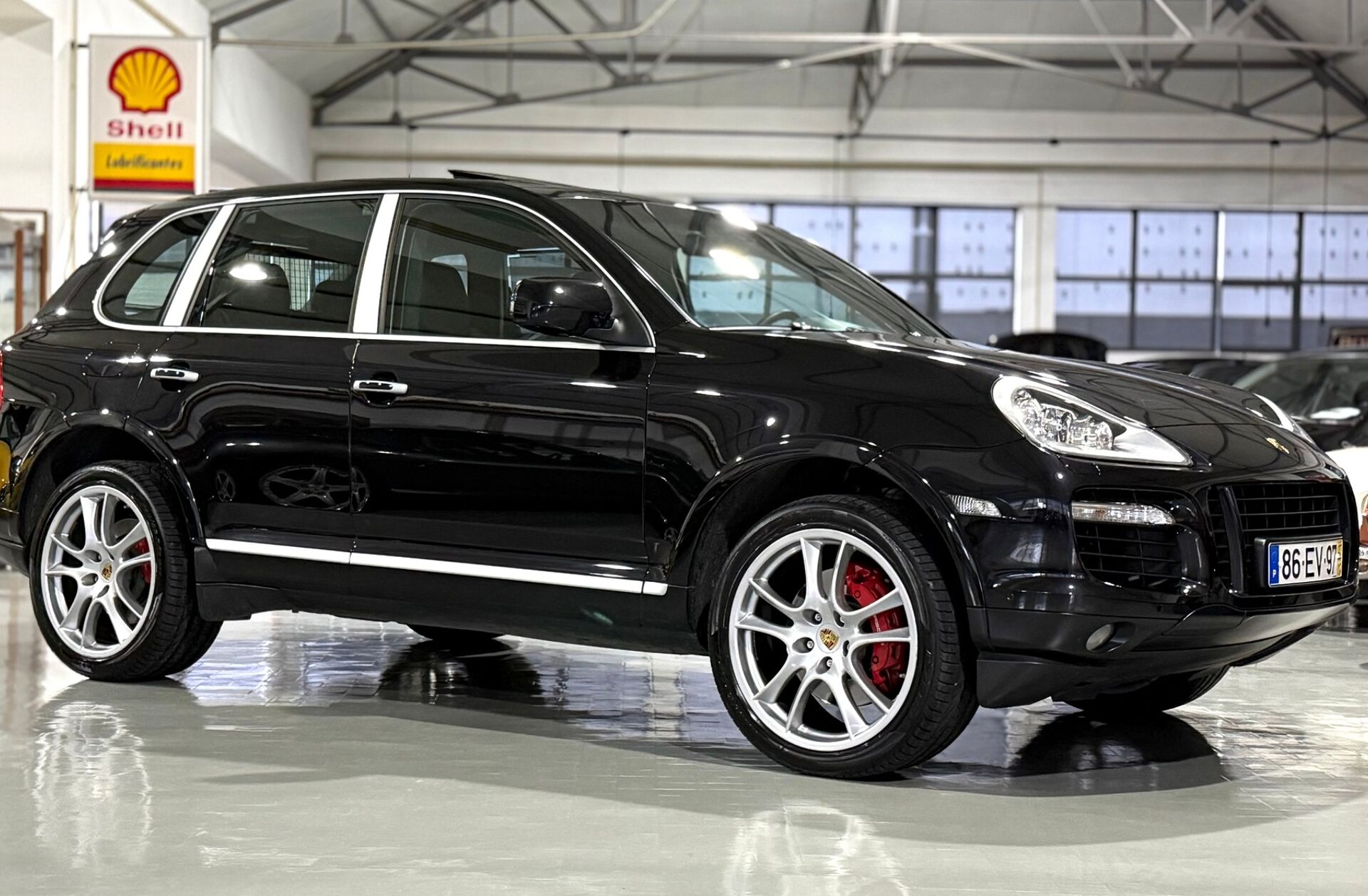 PORSCHE Cayenne Turbo