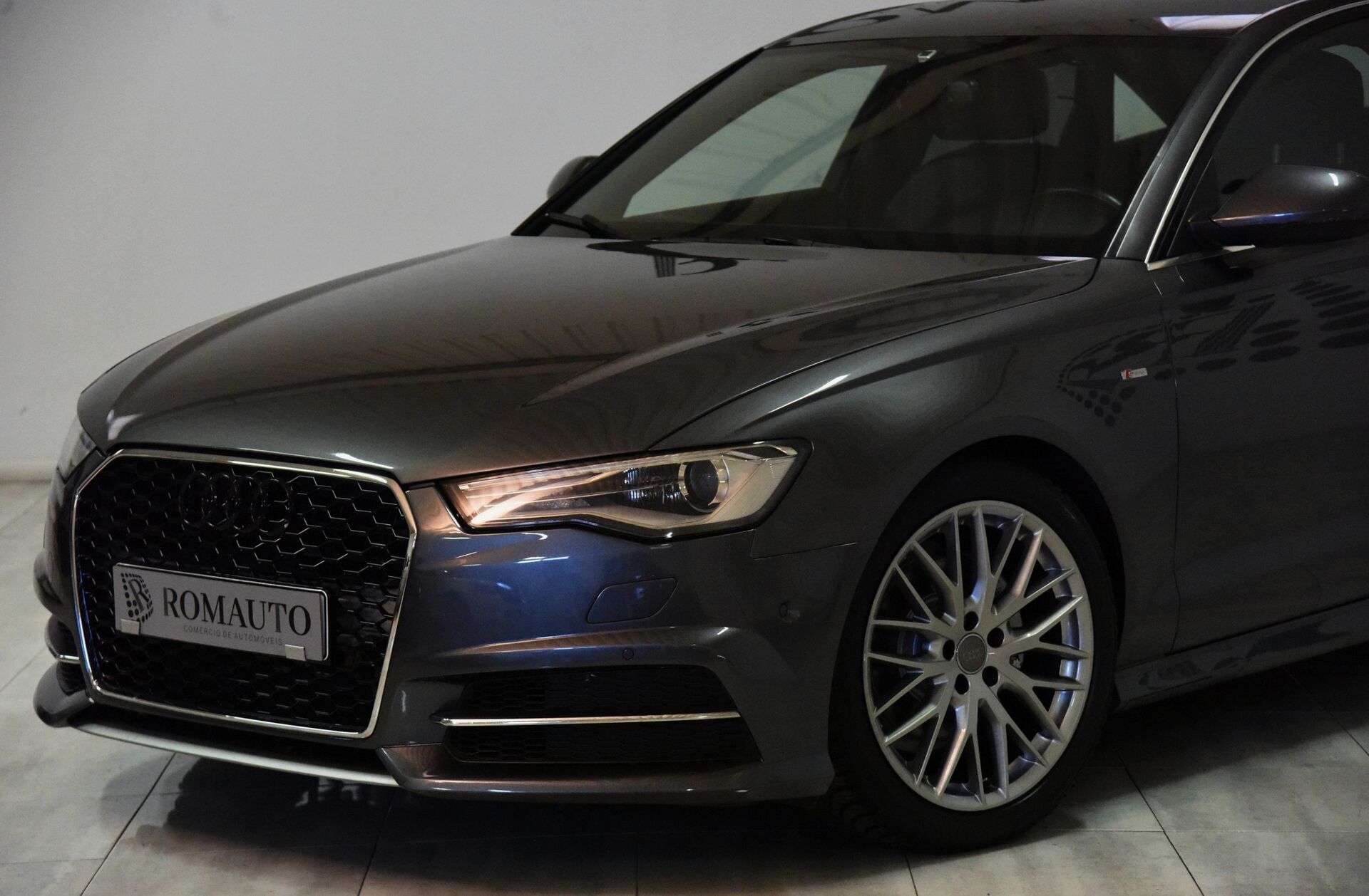 AUDI A6 2.0 TDi S-line S tronic