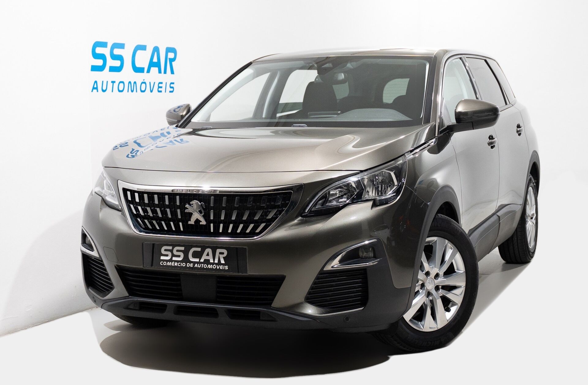 PEUGEOT 5008 1.2 PureTech Allure EAT8