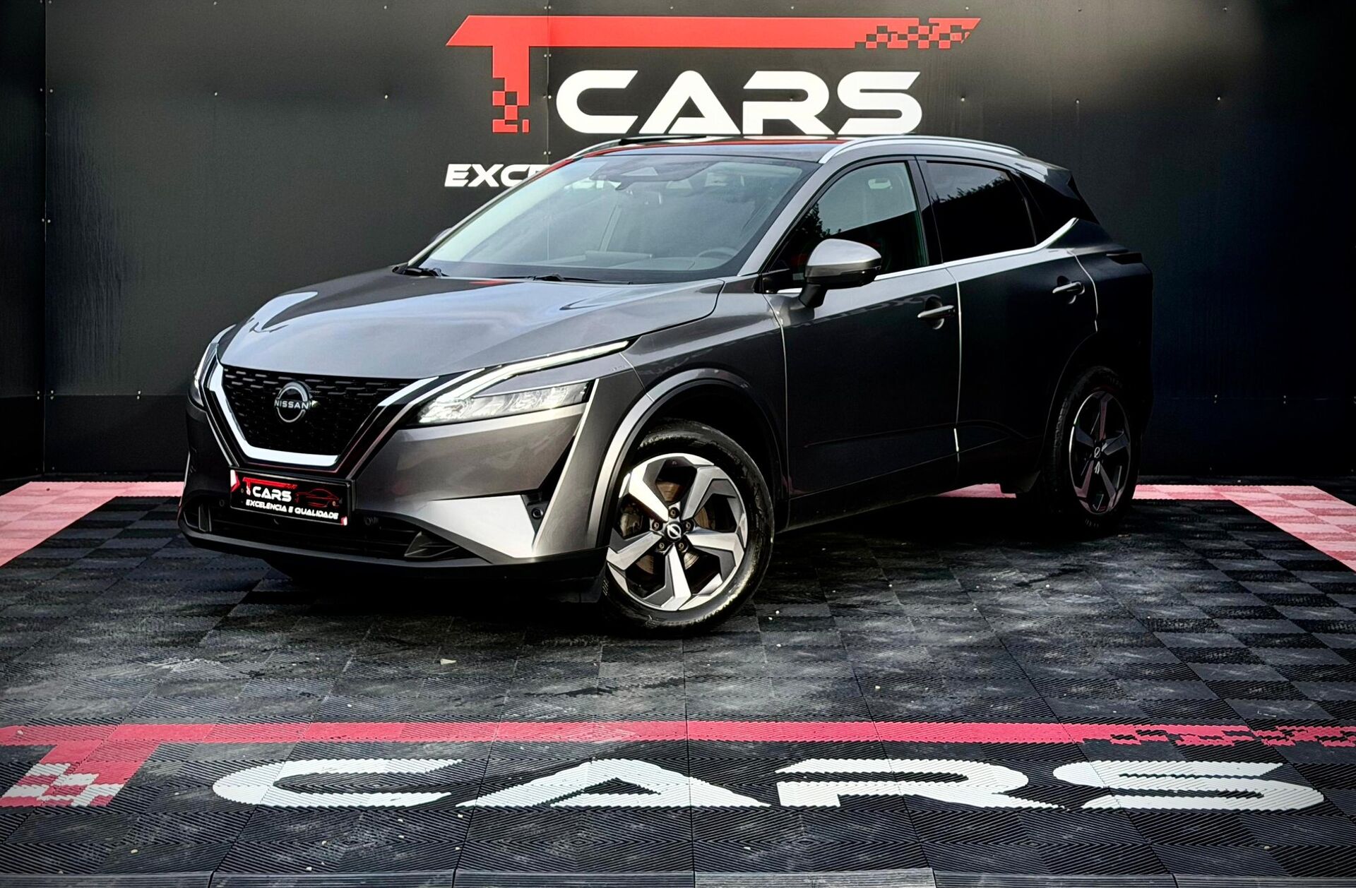 NISSAN Qashqai 1.3 DIG-T N-Connecta