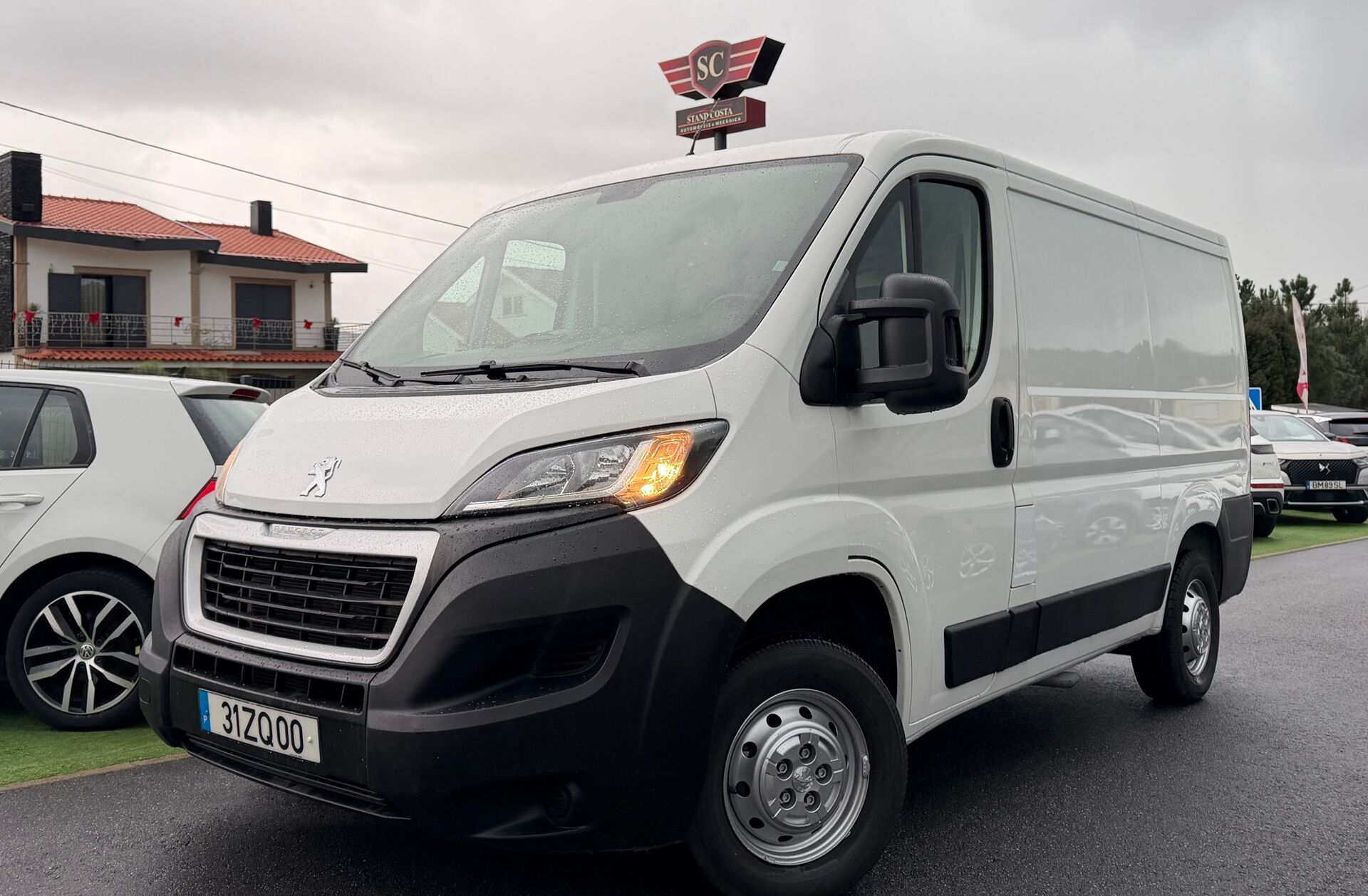 PEUGEOT Boxer 2.2 BlueHDi 330 L1H1 Premium