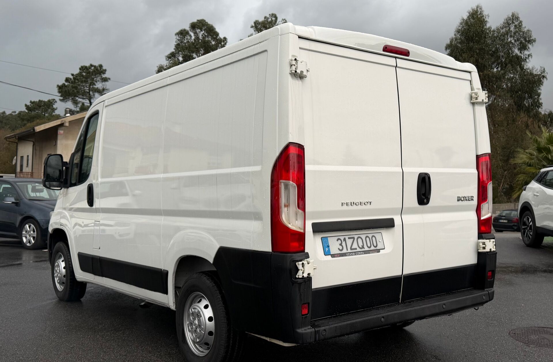 PEUGEOT Boxer 2.2 BlueHDi 330 L1H1 Premium