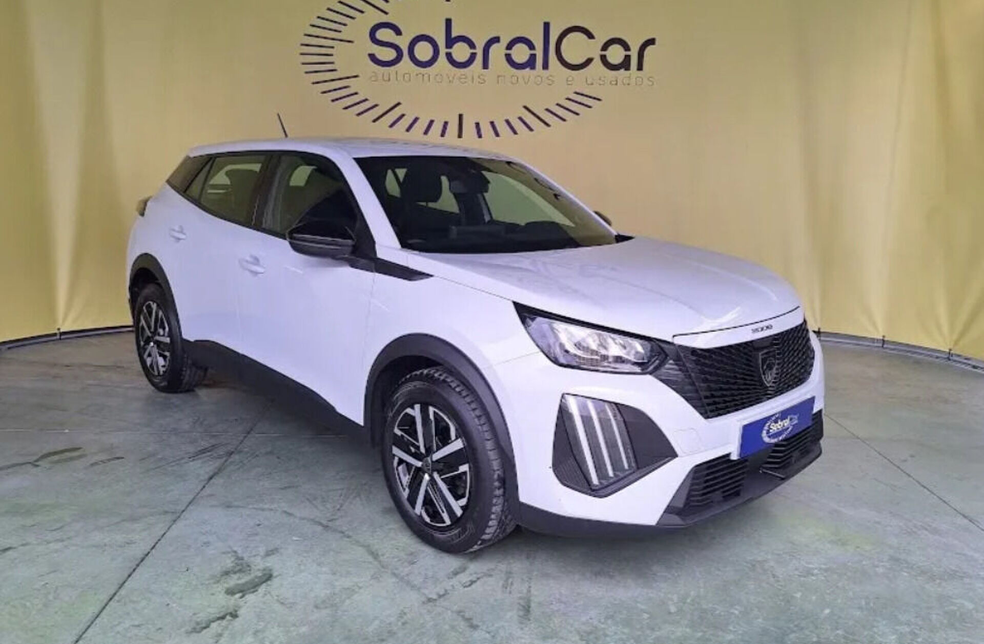 PEUGEOT 2008 1.2 PureTech Active Pack