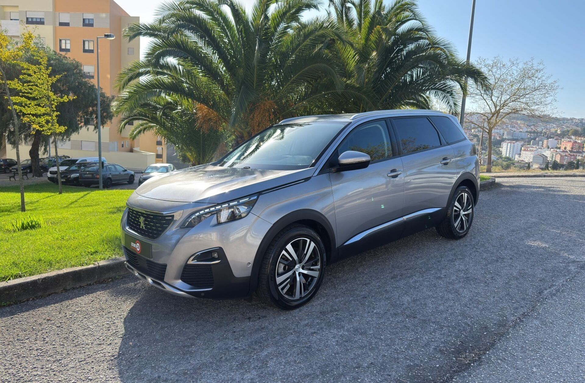 PEUGEOT 5008 1.5 BlueHDi Allure EAT8