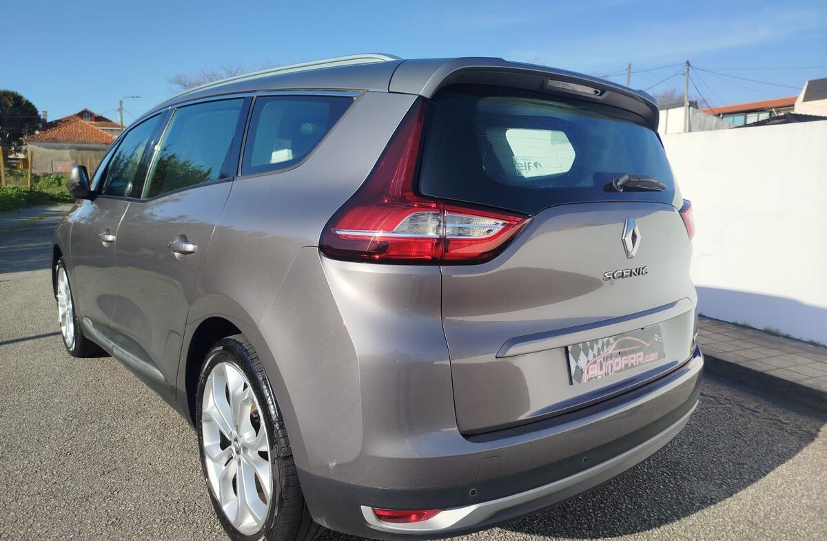 RENAULT Scénic G. 1.5 dCi Dynamique S SS