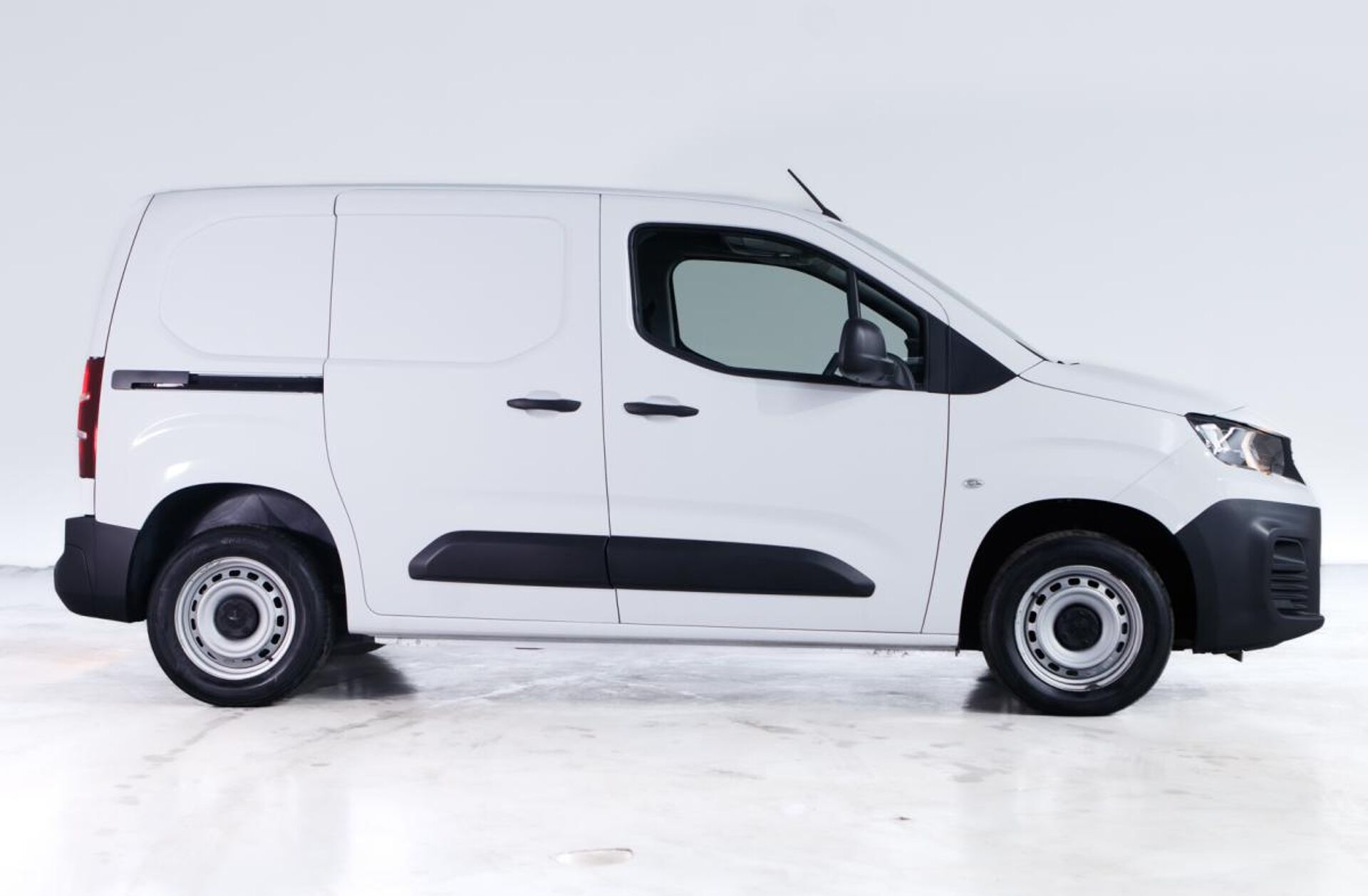 PEUGEOT Partner 1.5 BlueHDi Standard