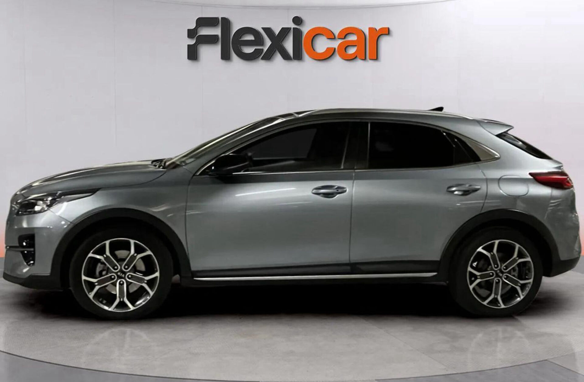 KIA XCeed 1.4 T-GDi Tech+SRF 7DCT