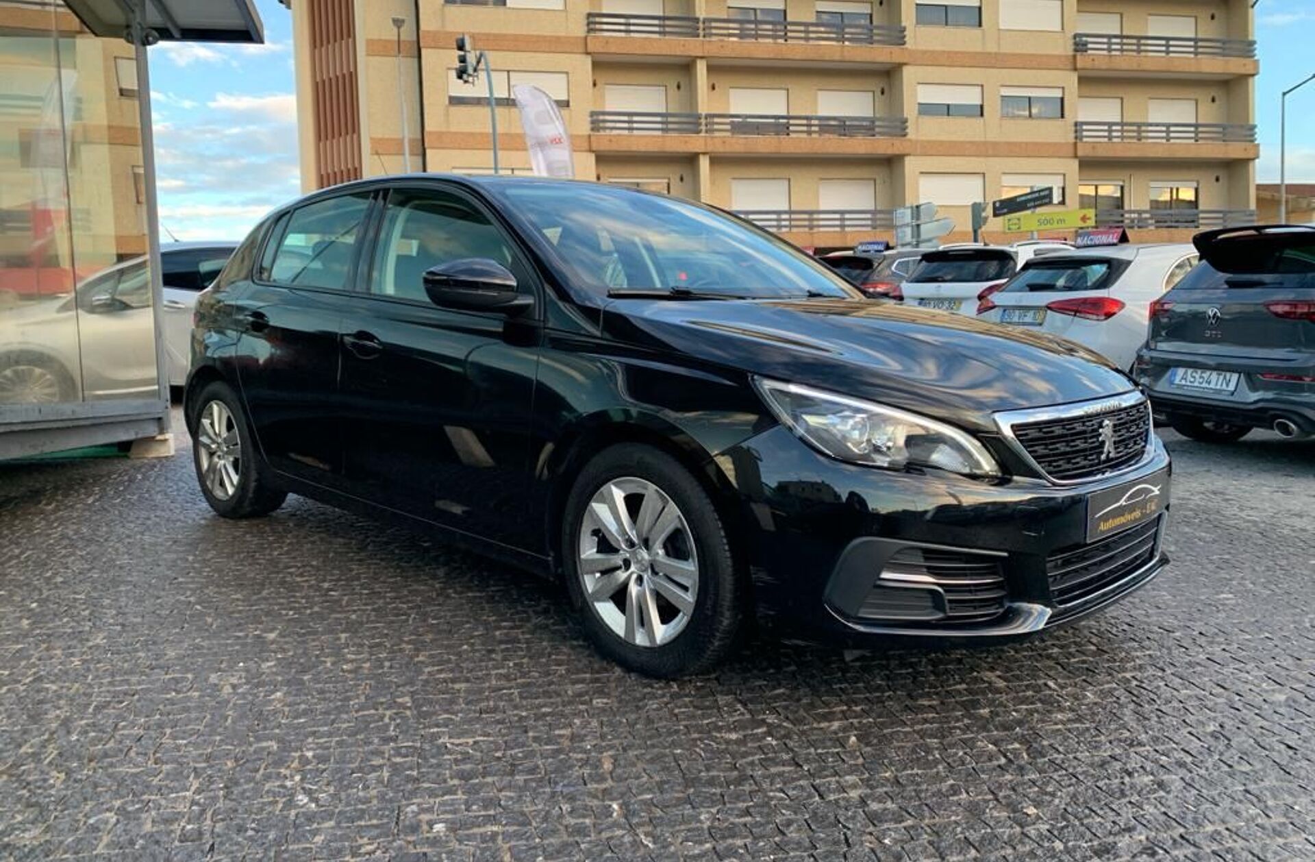 PEUGEOT 308 1.5 BlueHDi Active