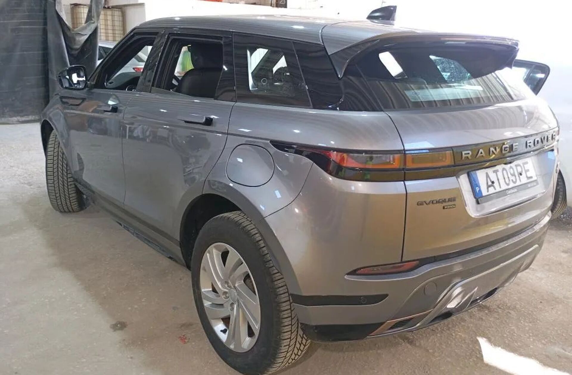 LAND ROVER Range Rover Evoque 1.5 P300e AWD R-Dynamic S Auto